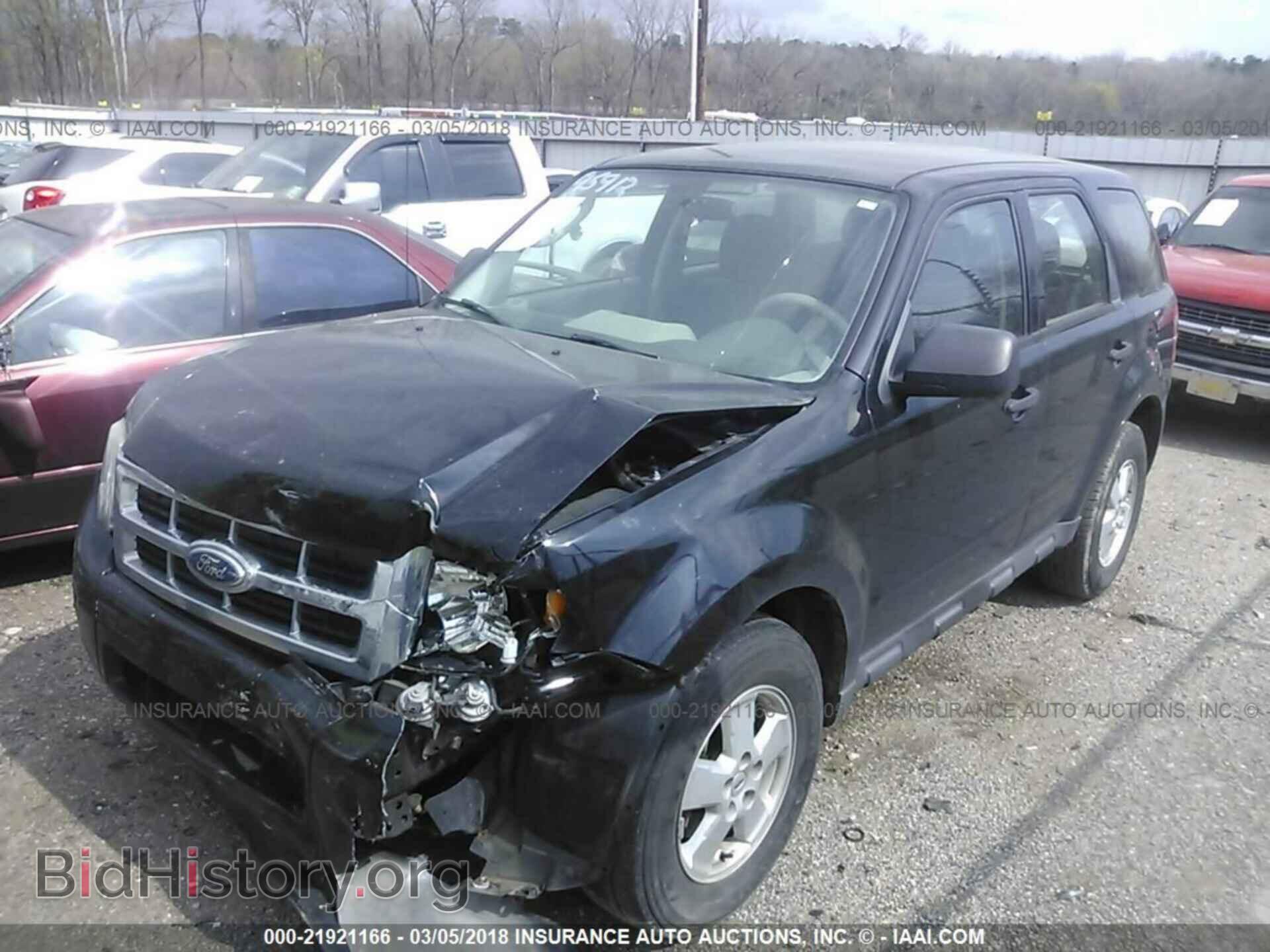 2012 Ford Escape - VIN: 1FMCU0C76CKA55275 - Photo 2
