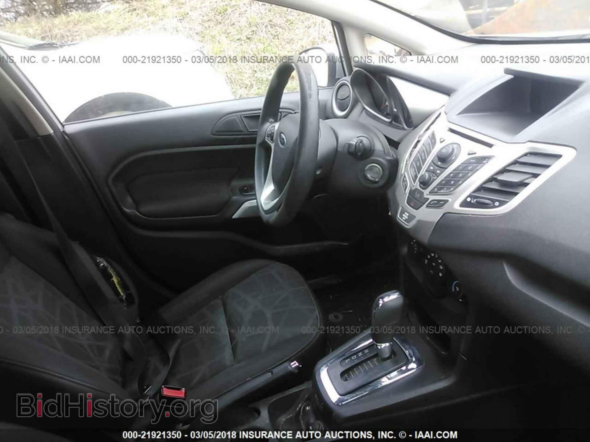 2011 Ford Fiesta - VIN: 3FADP4EJ5BM106004 - Фото 5