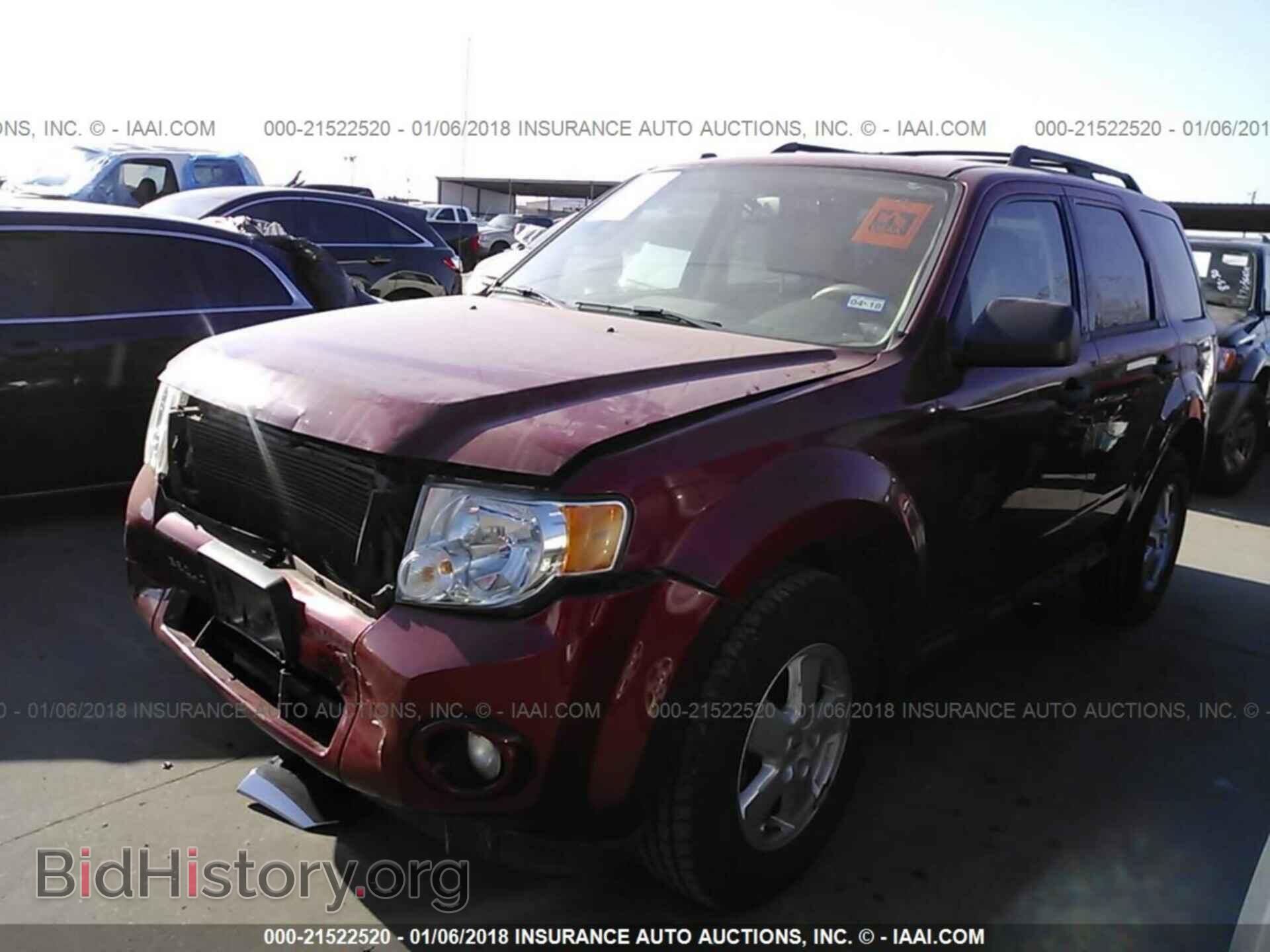 2011 FORD ESCAPE - VIN: 1FMCU0D7XBKB83922 - Фото 2