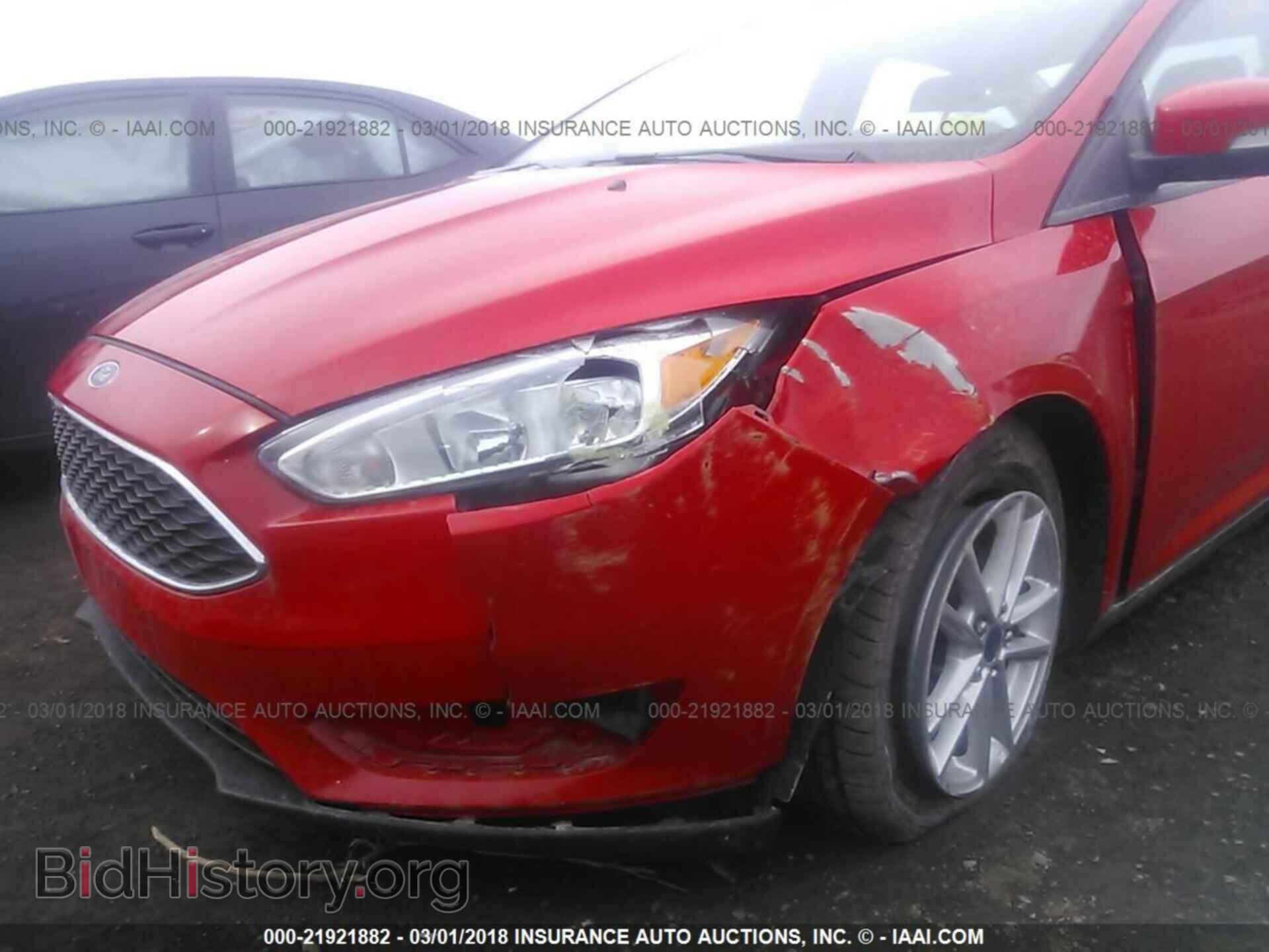 2016 Ford Focus - VIN: 1FADP3F29GL263433 - Photo 6