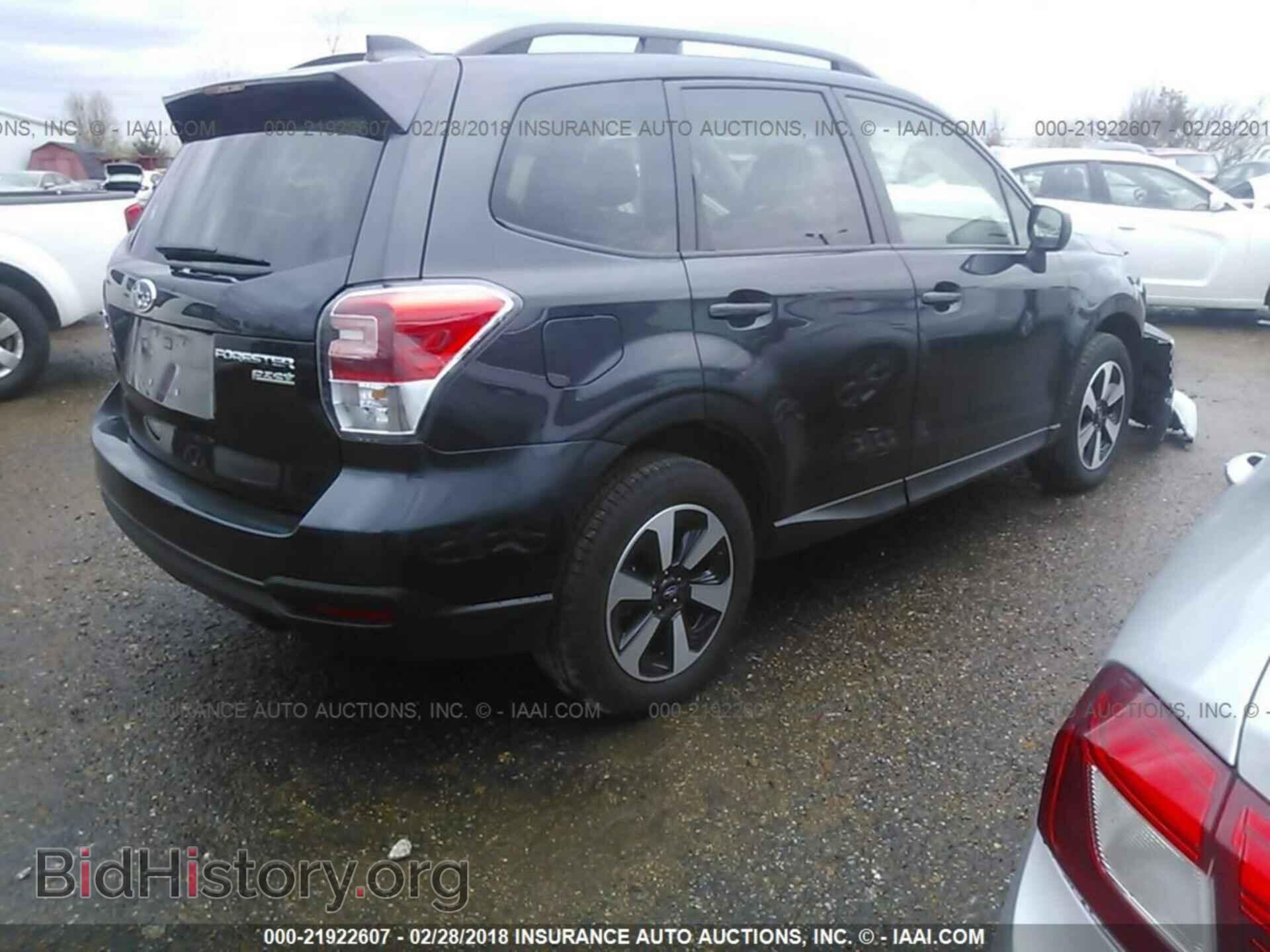 2017 Subaru Forester - VIN: JF2SJAEC0HH596451 - Фото 4