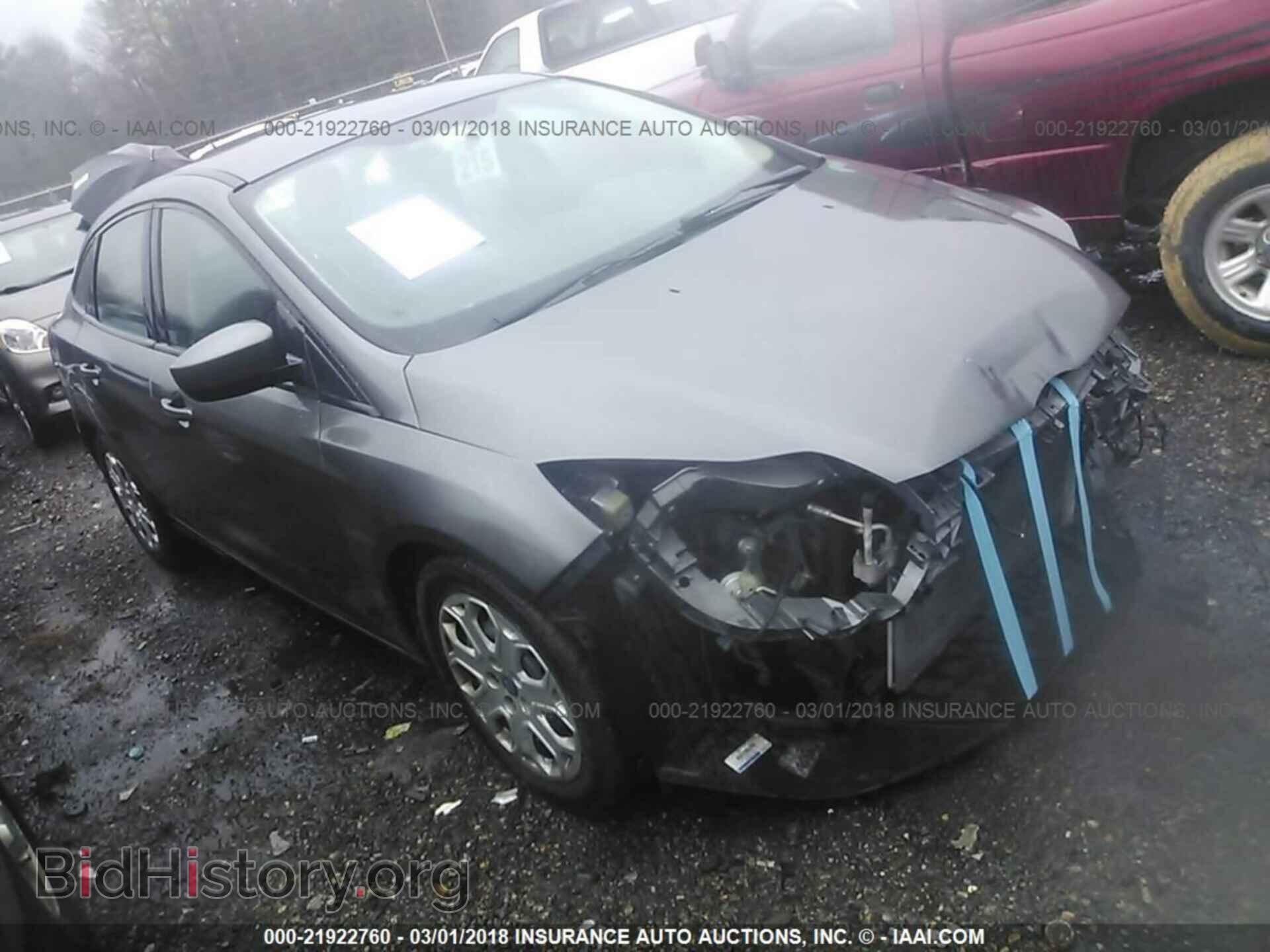 Photo 1FAHP3F29CL213577 - Ford Focus 2012