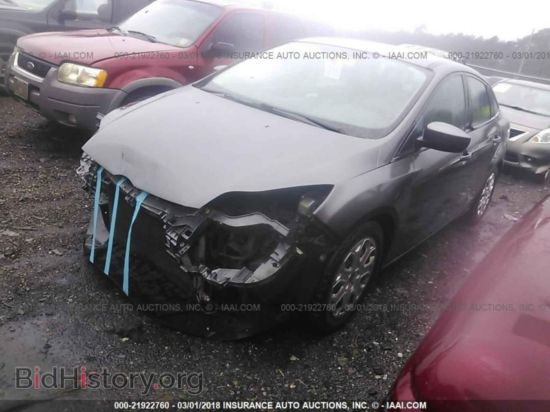 2012 Ford Focus - VIN: 1FAHP3F29CL213577 - Photo 2