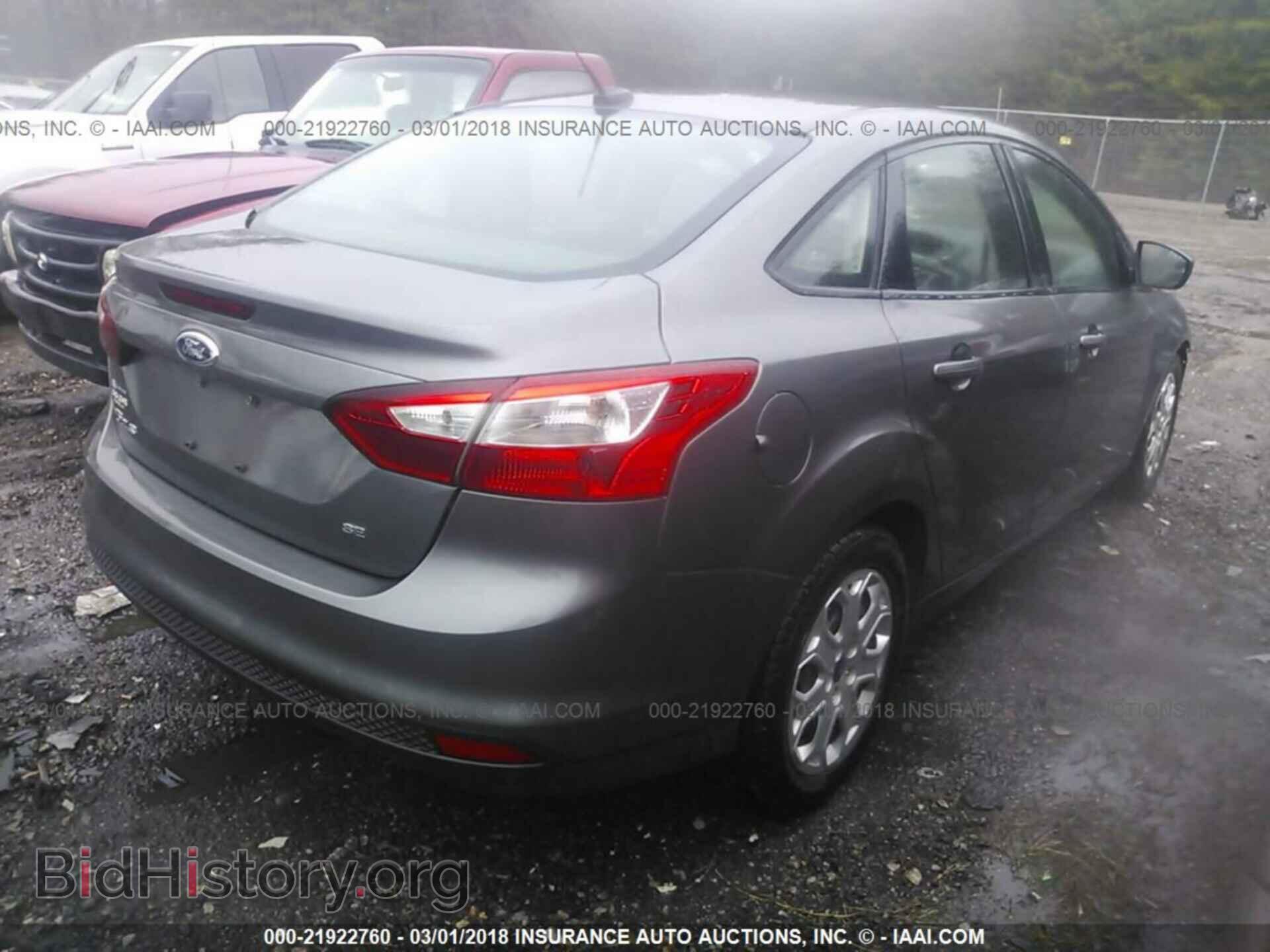 2012 Ford Focus - VIN: 1FAHP3F29CL213577 - Photo 4