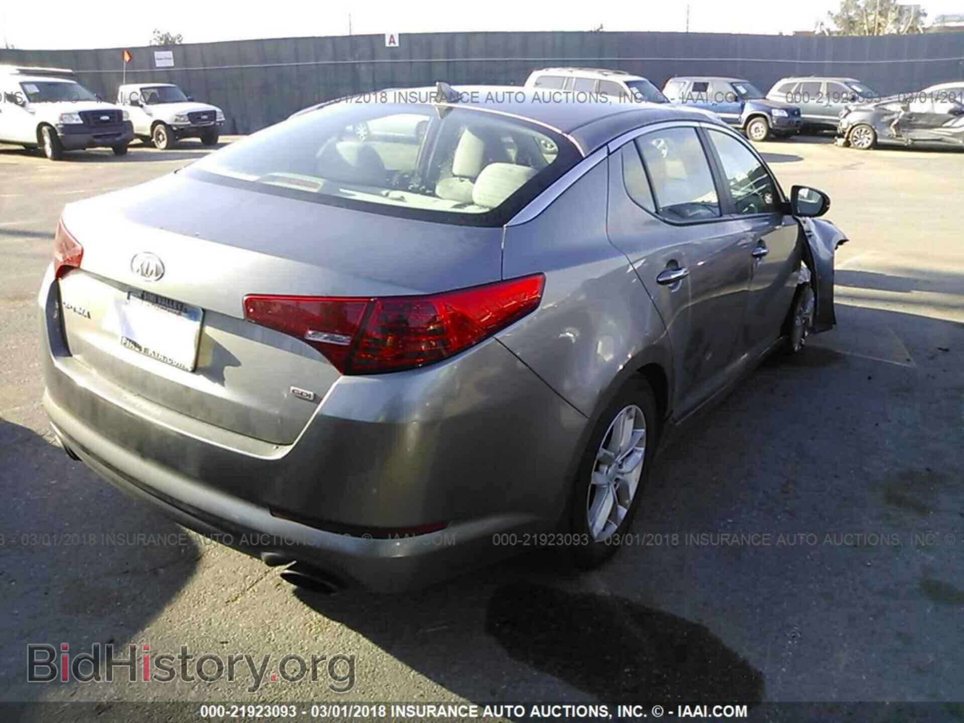 2012 Kia Optima - VIN: 5XXGM4A73CG026729 - Photo 4