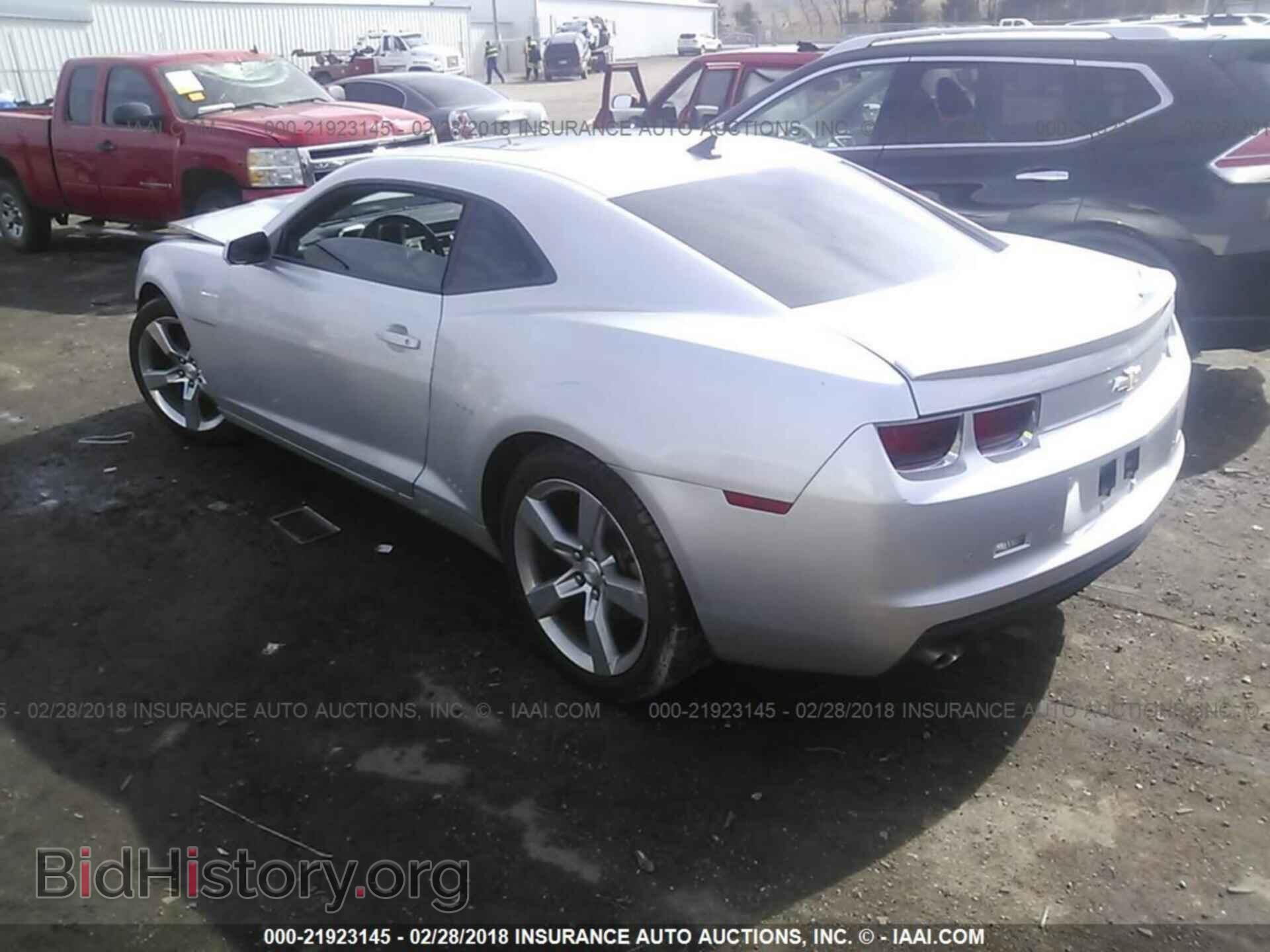 2011 Chevrolet Camaro - VIN: 2G1FC1ED4B9172584 - Фото 3