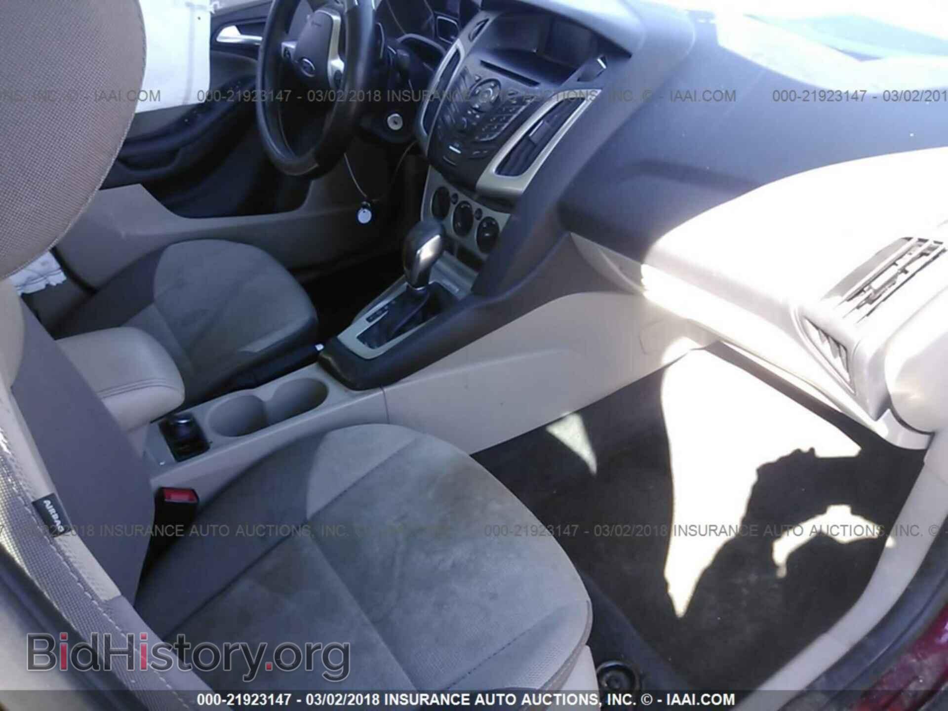 2014 Ford Focus - VIN: 1FADP3F21EL231394 - Фото 5