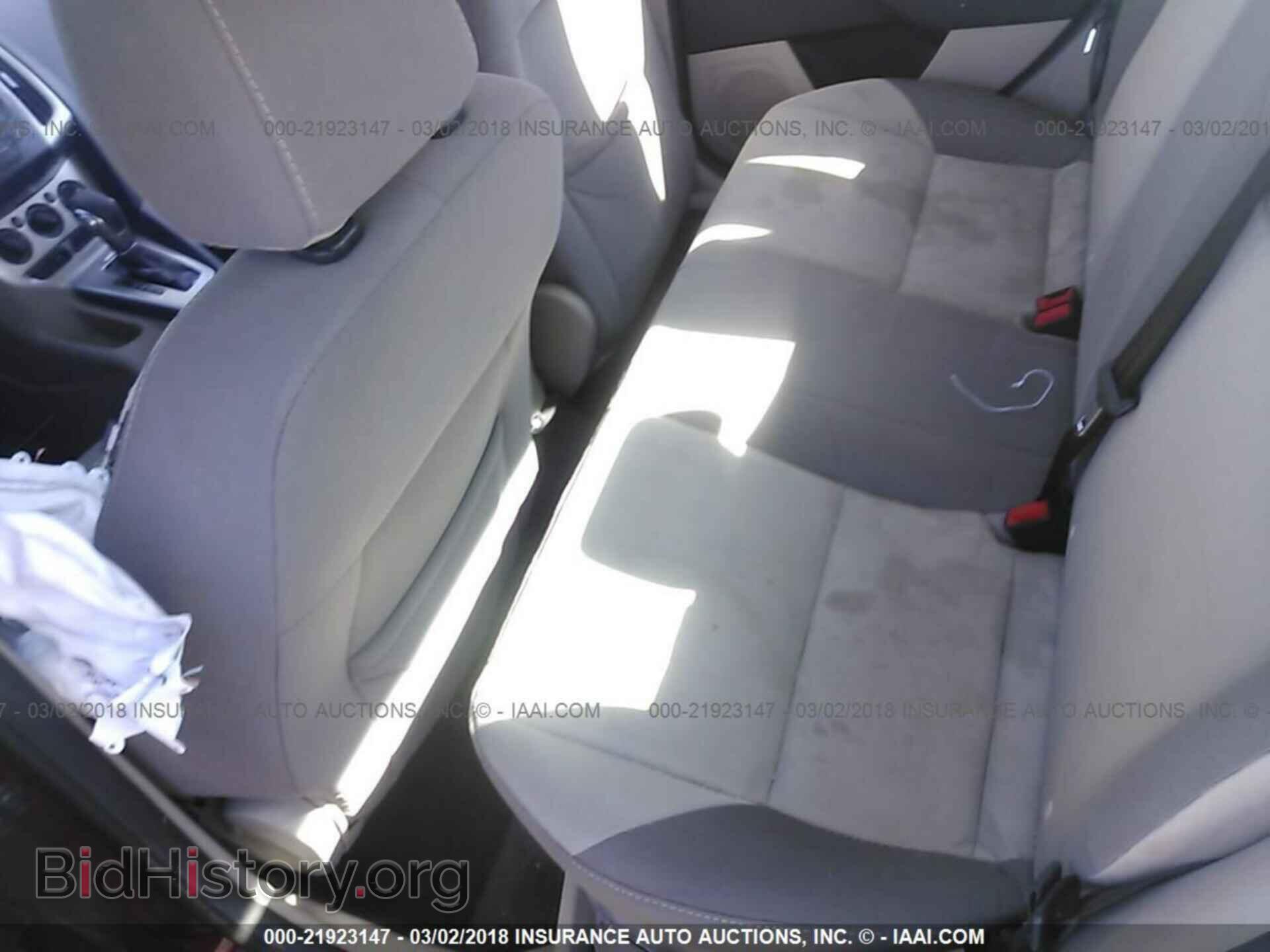 2014 Ford Focus - VIN: 1FADP3F21EL231394 - Фото 8