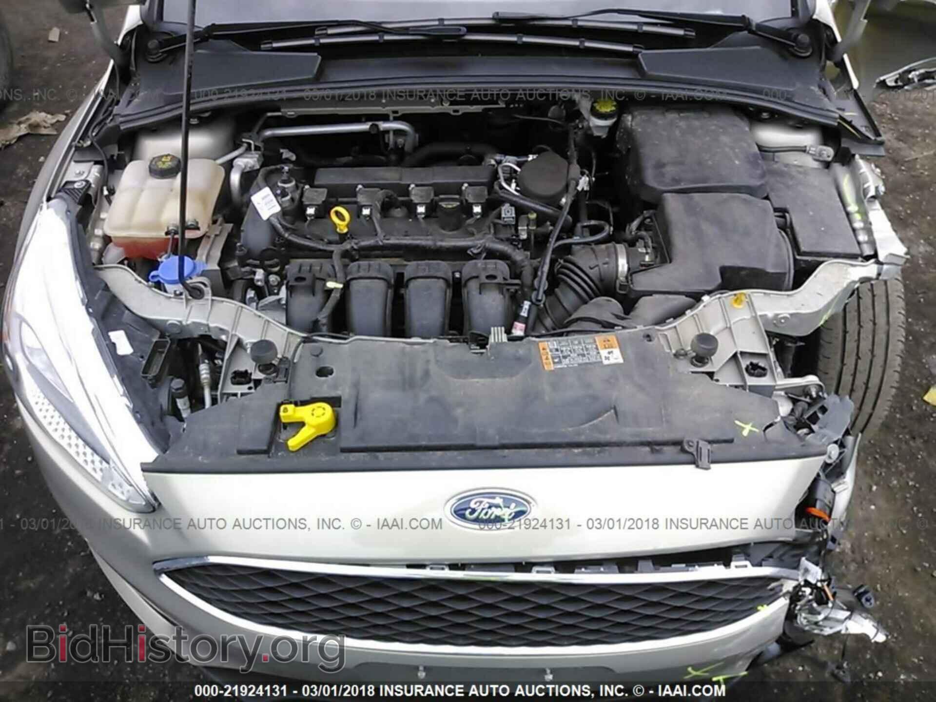 2016 Ford Focus - VIN: 1FADP3F29GL248480 - Photo 10