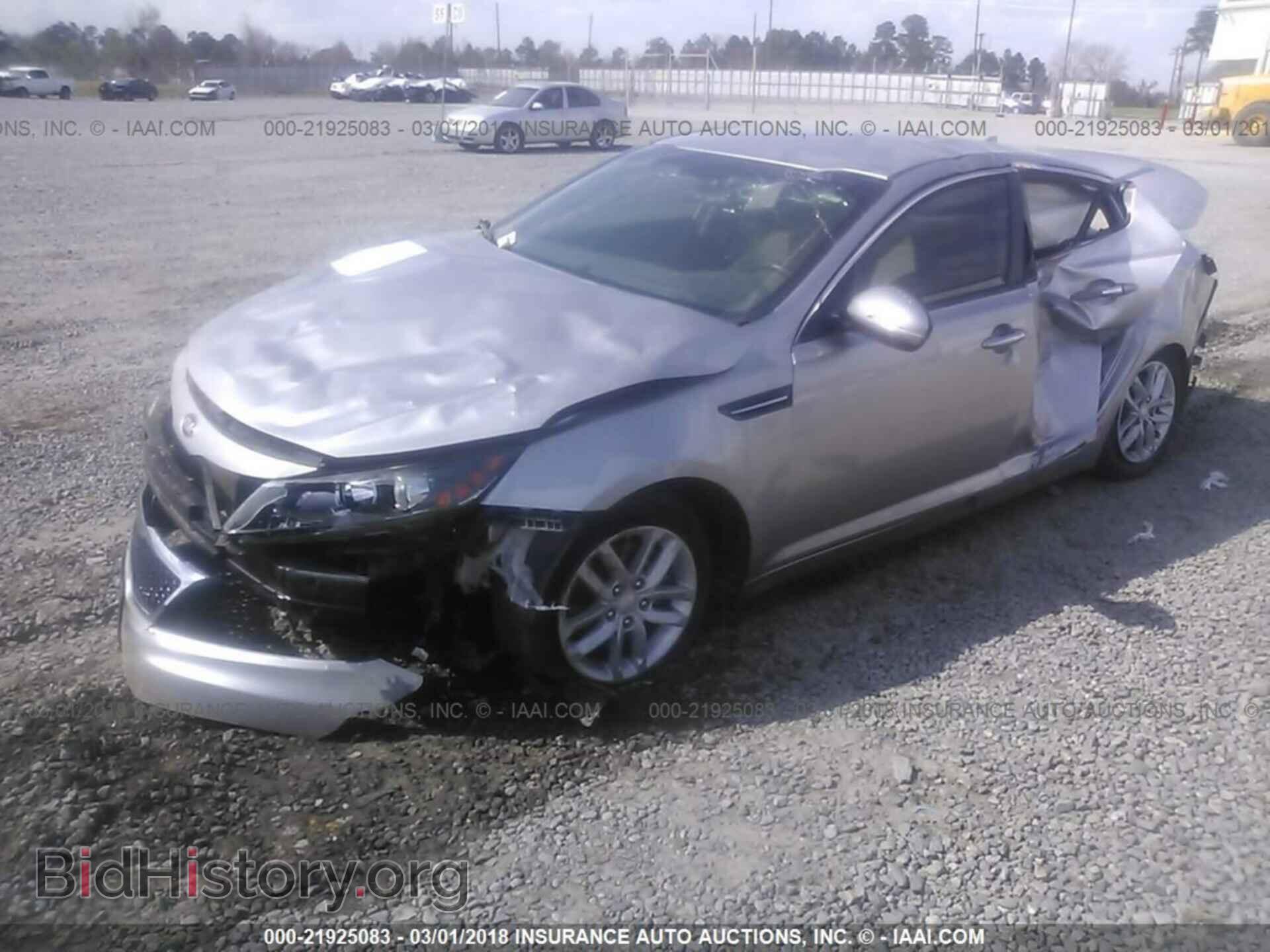 2013 Kia Optima - VIN: KNAGM4A71D5402296 - Photo 2