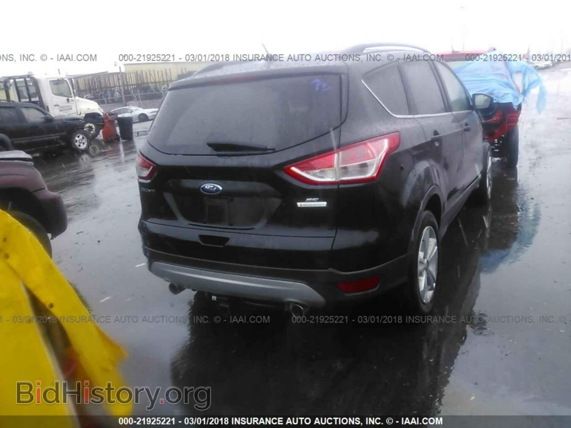 2013 Ford Escape - VIN: 1FMCU0G91DUC33756 - Фото 4