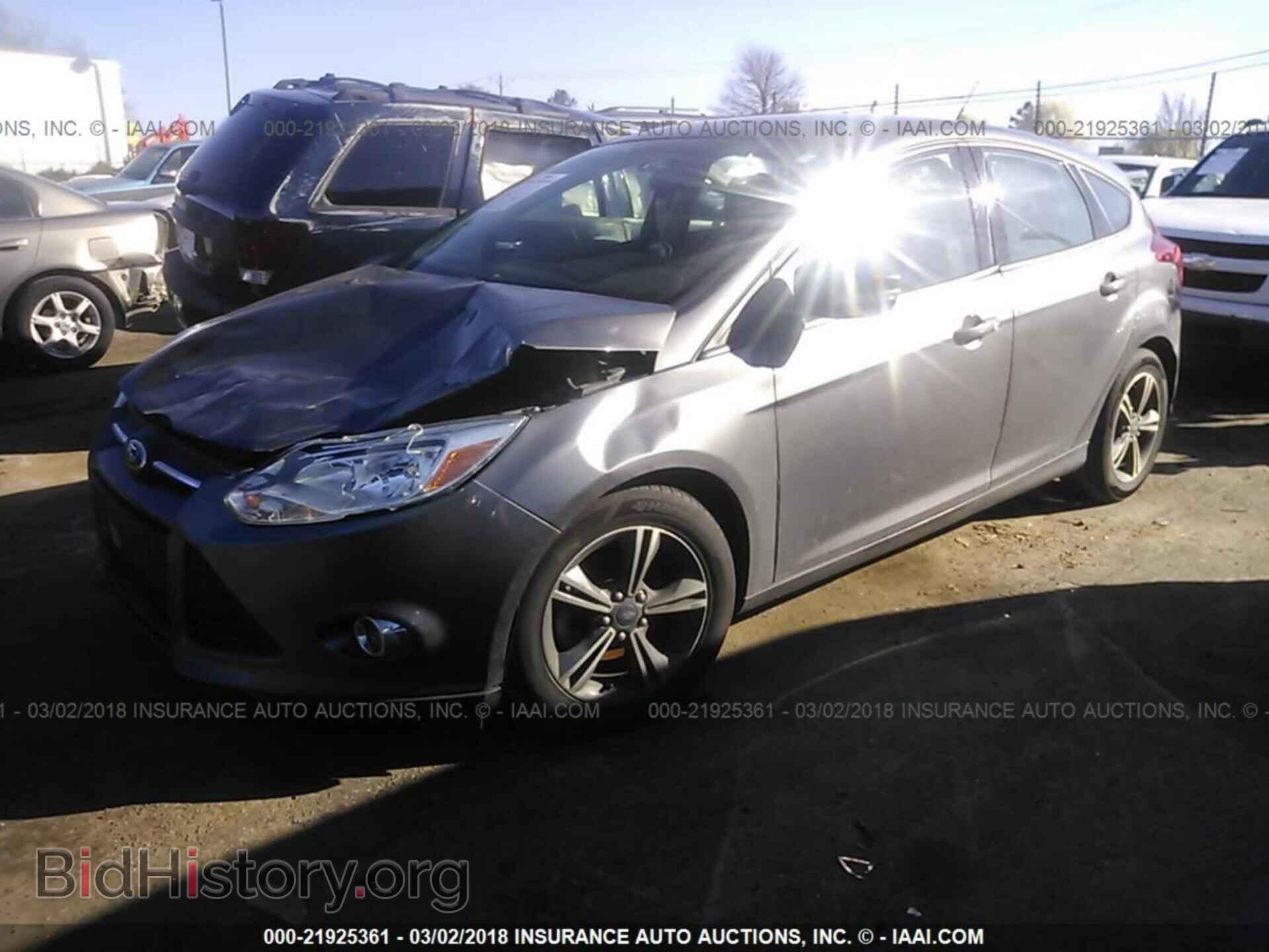 2014 Ford Focus - VIN: 1FADP3K28EL315914 - Photo 2