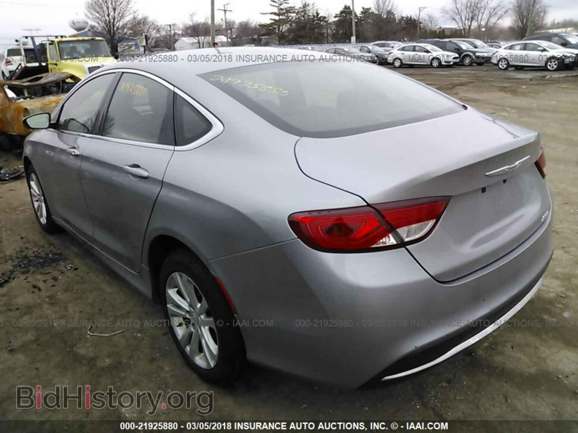 2015 Chrysler 200 - VIN: 1C3CCCAB8FN578367 - Photo 3