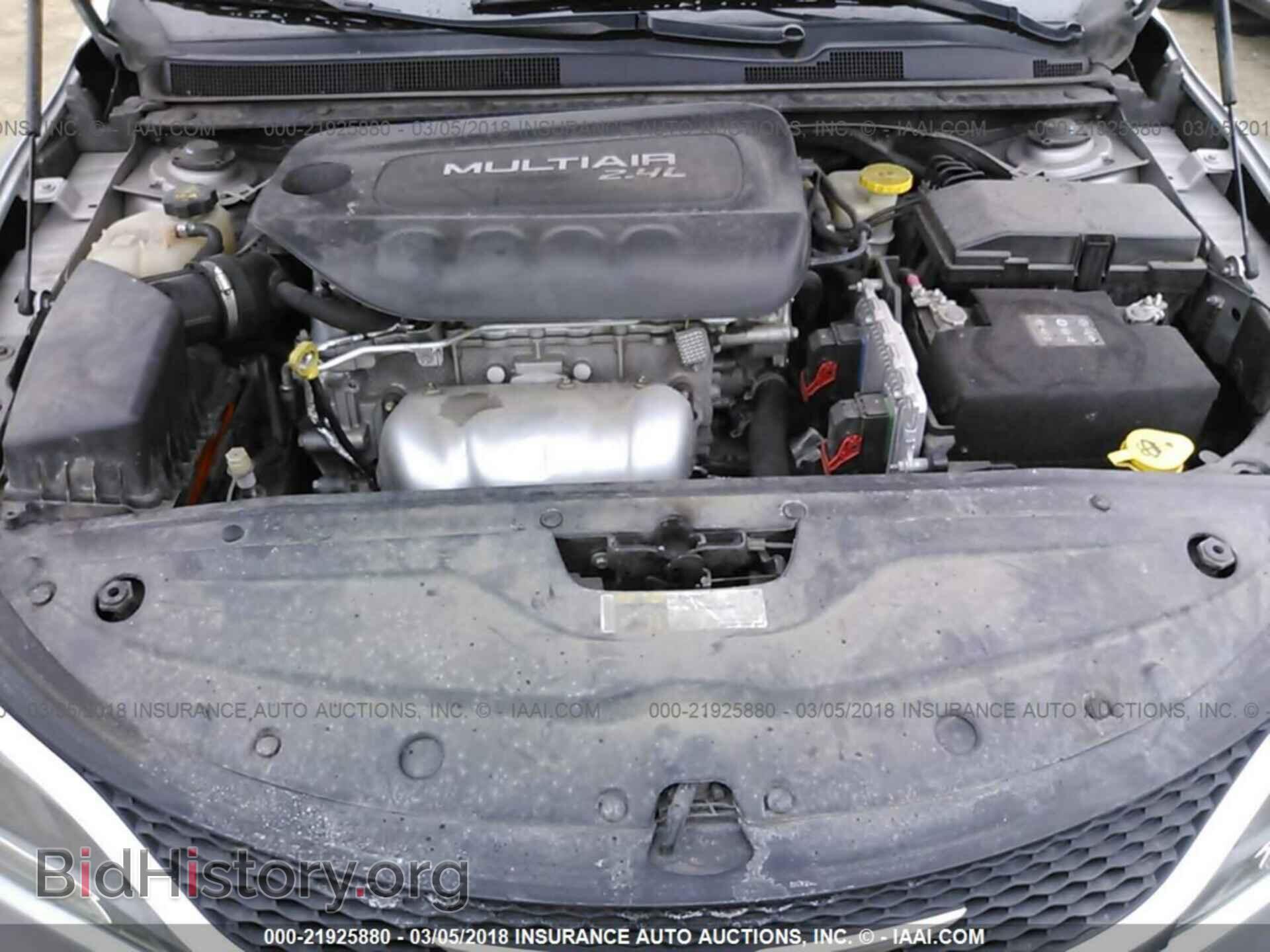 2015 Chrysler 200 - VIN: 1C3CCCAB8FN578367 - Photo 10