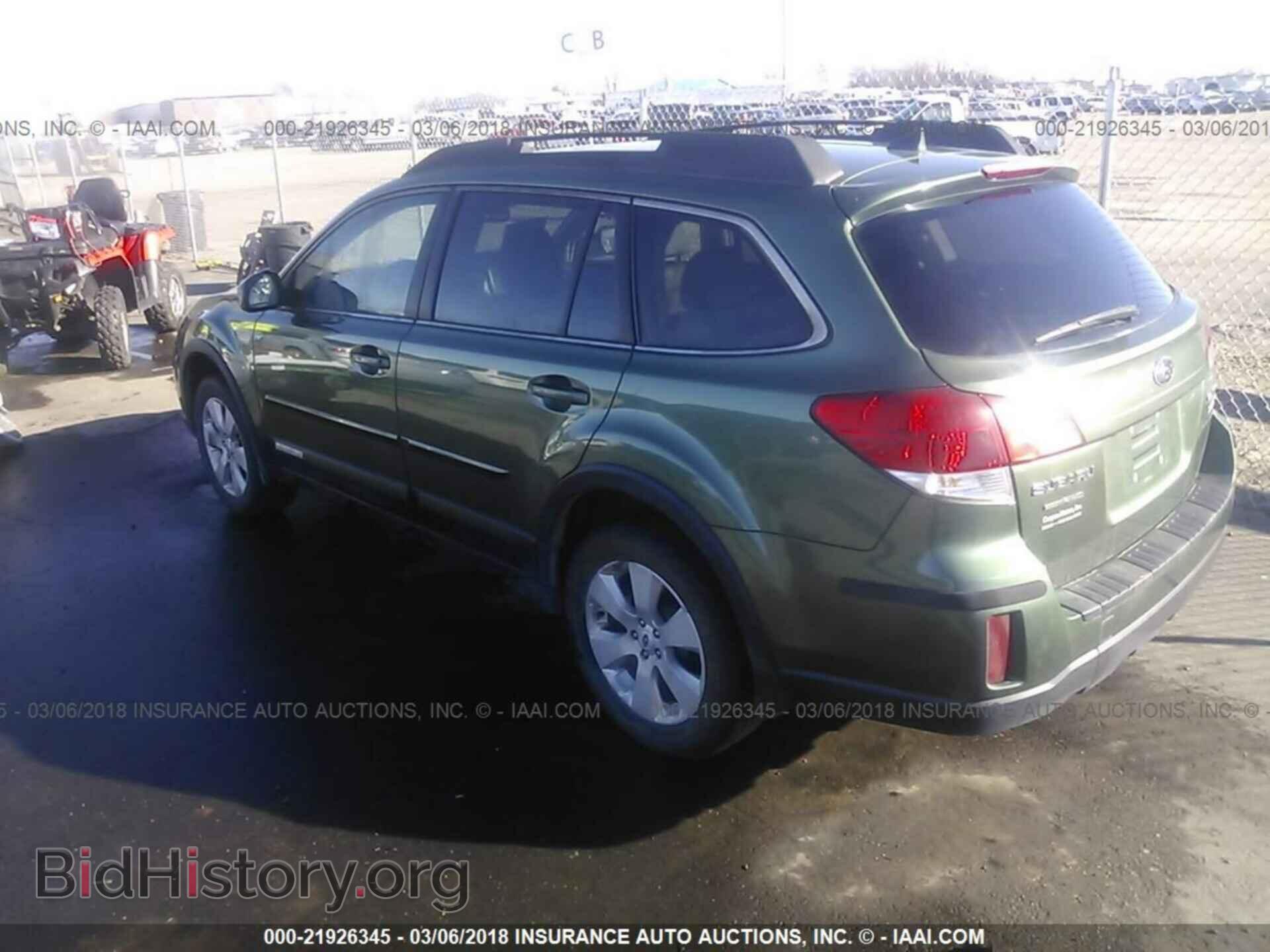 2012 Subaru Outback - VIN: 4S4BRBKCXC3286990 - Фото 3