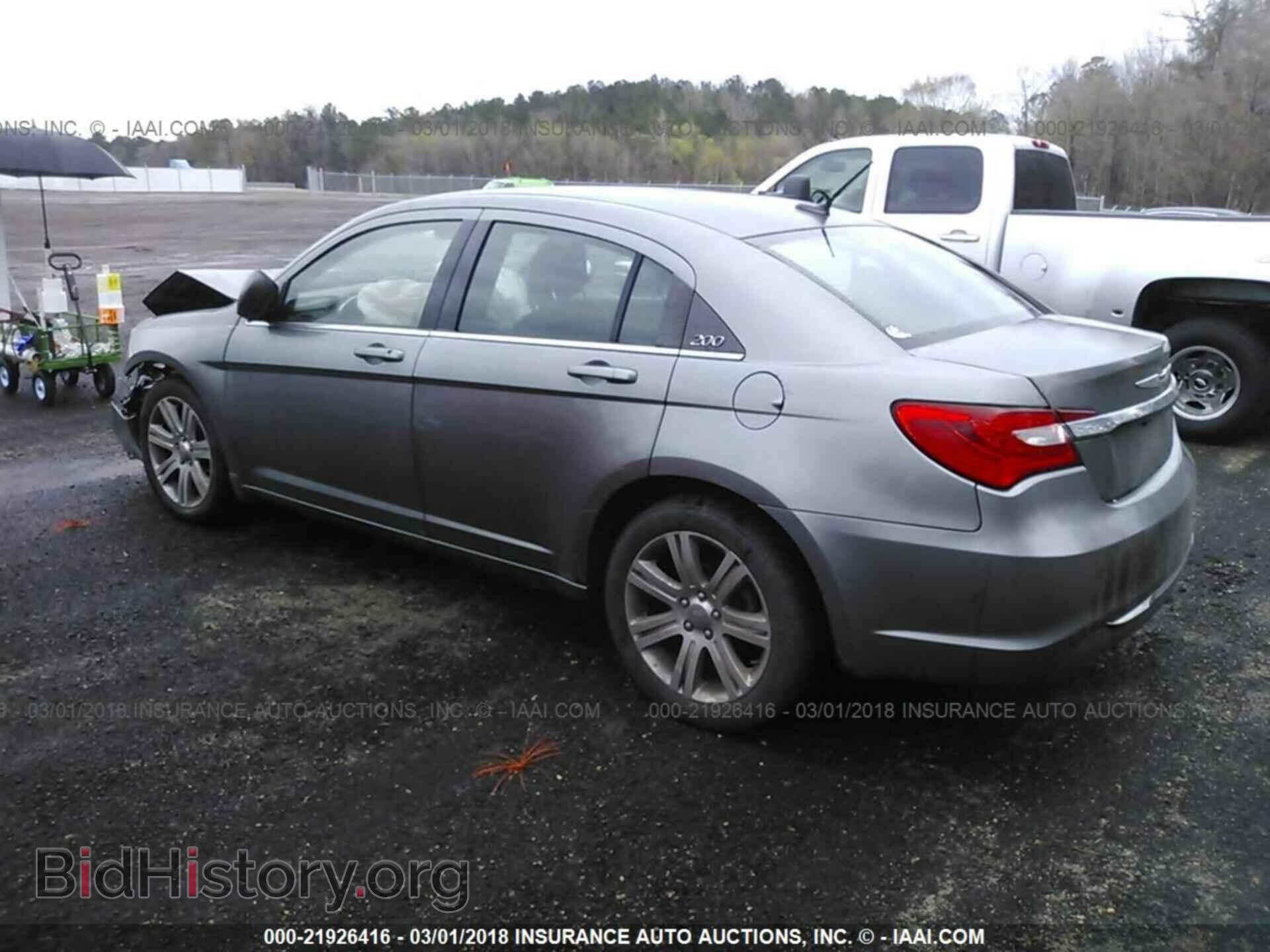 2012 Chrysler 200 - VIN: 1C3CCBAB2CN295453 - Фото 3