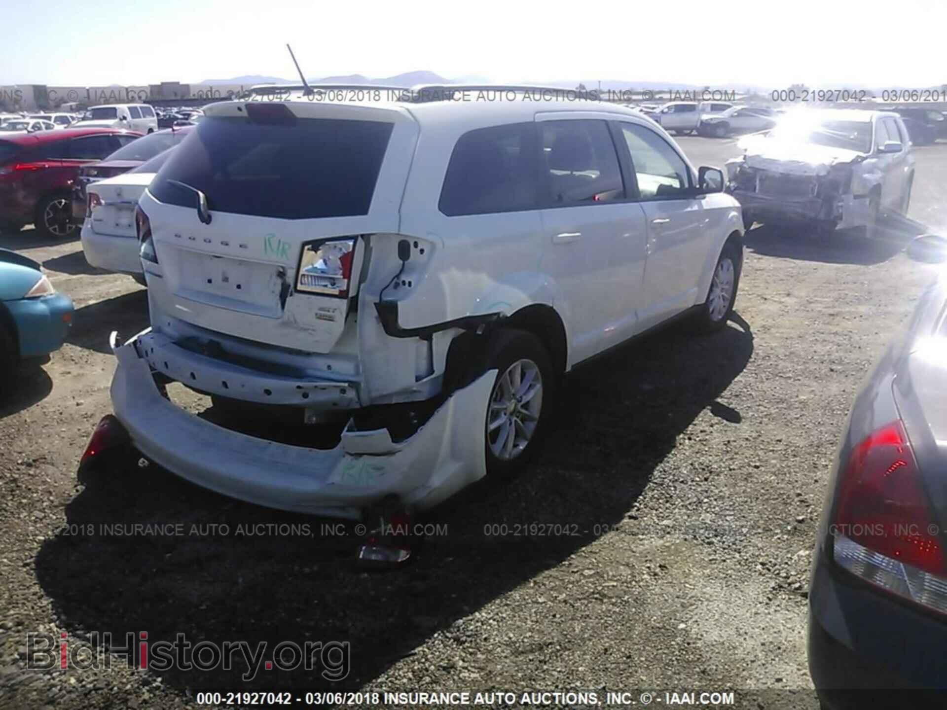 2017 Dodge Journey - VIN: 3C4PDCBG4HT675458 - Фото 4