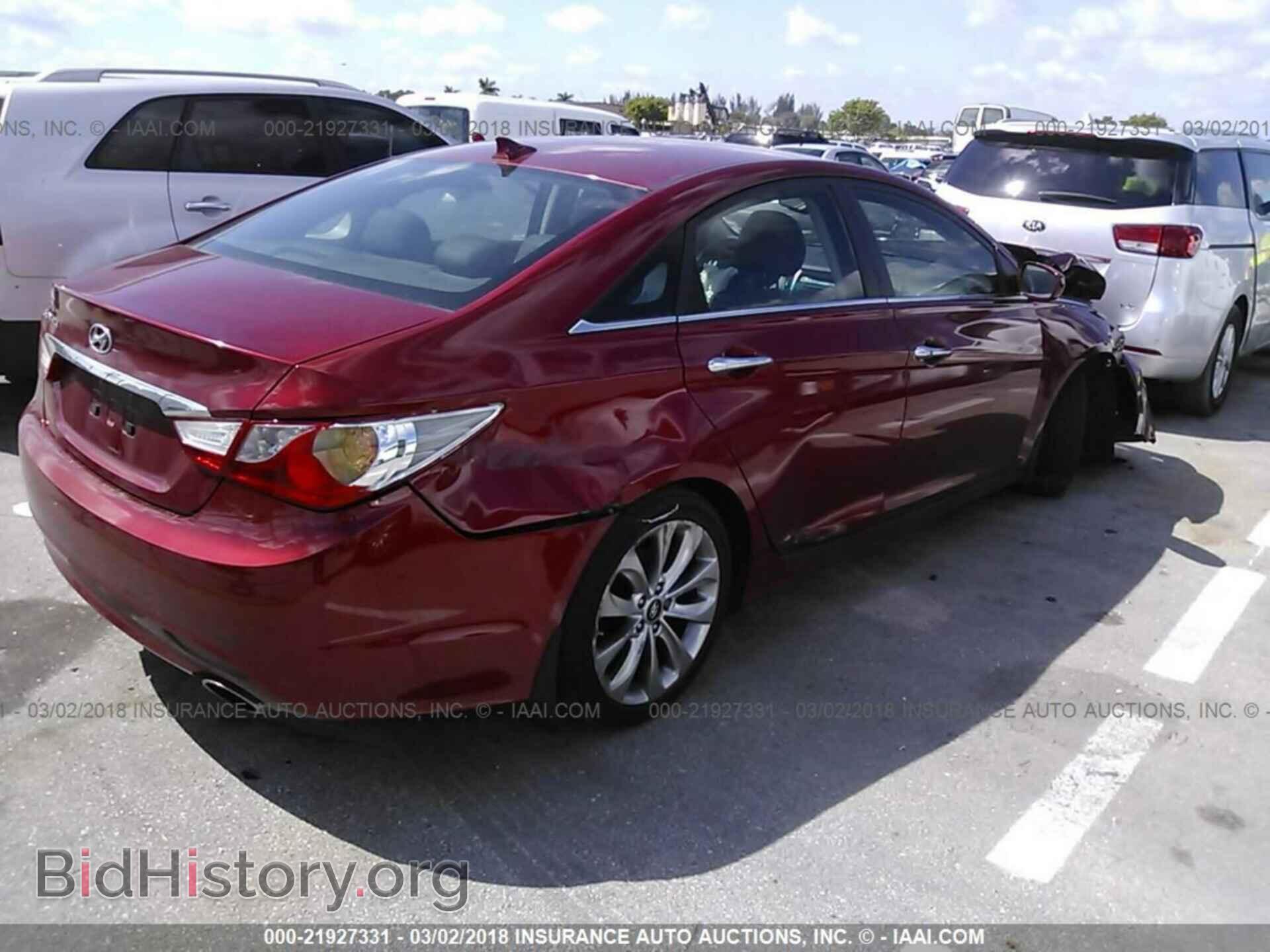 2012 Hyundai Sonata - VIN: 5NPEC4AC8CH432856 - Photo 4