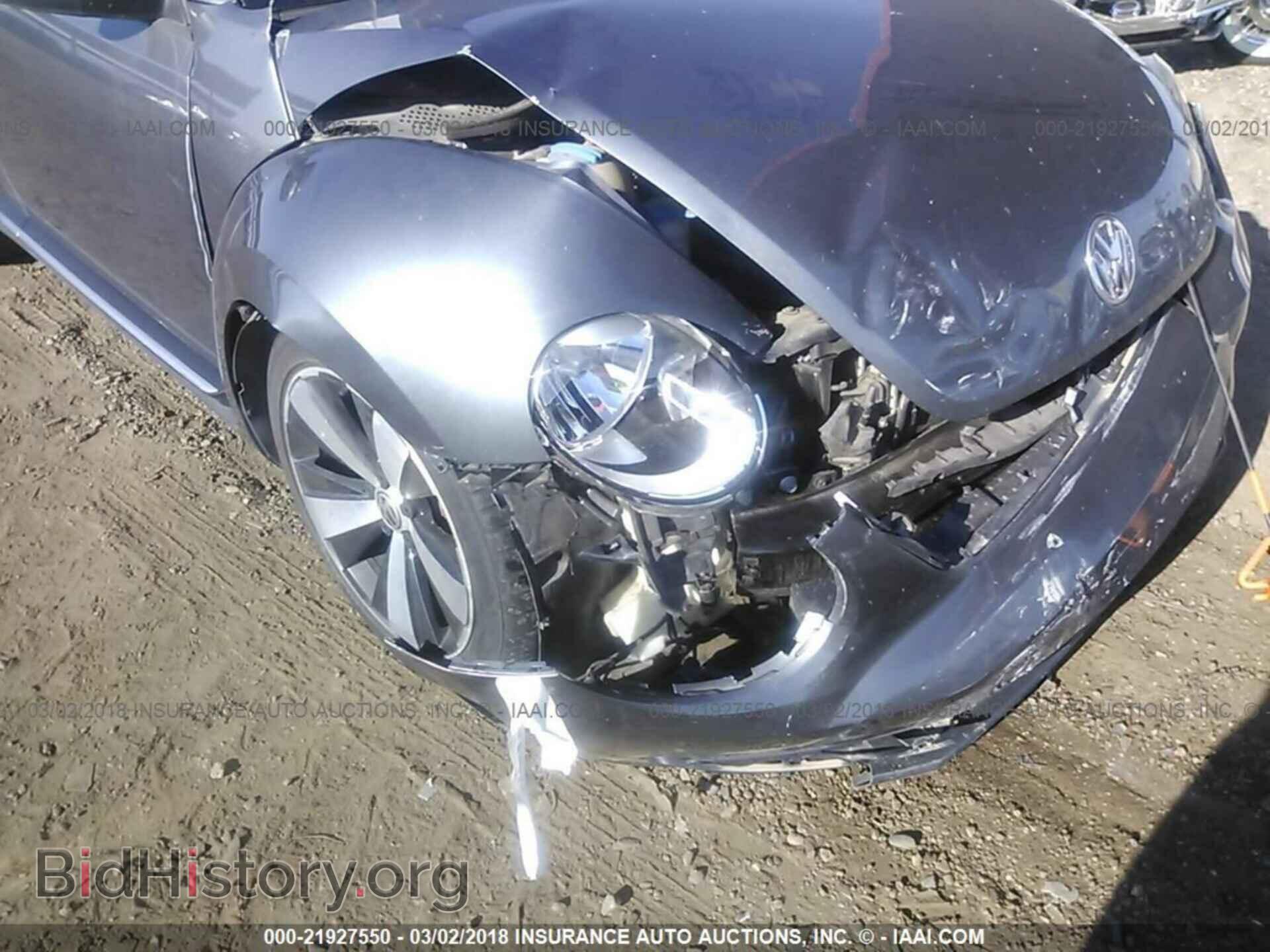 2012 Volkswagen Beetle - VIN: 3VWVA7AT1CM656341 - Фото 6