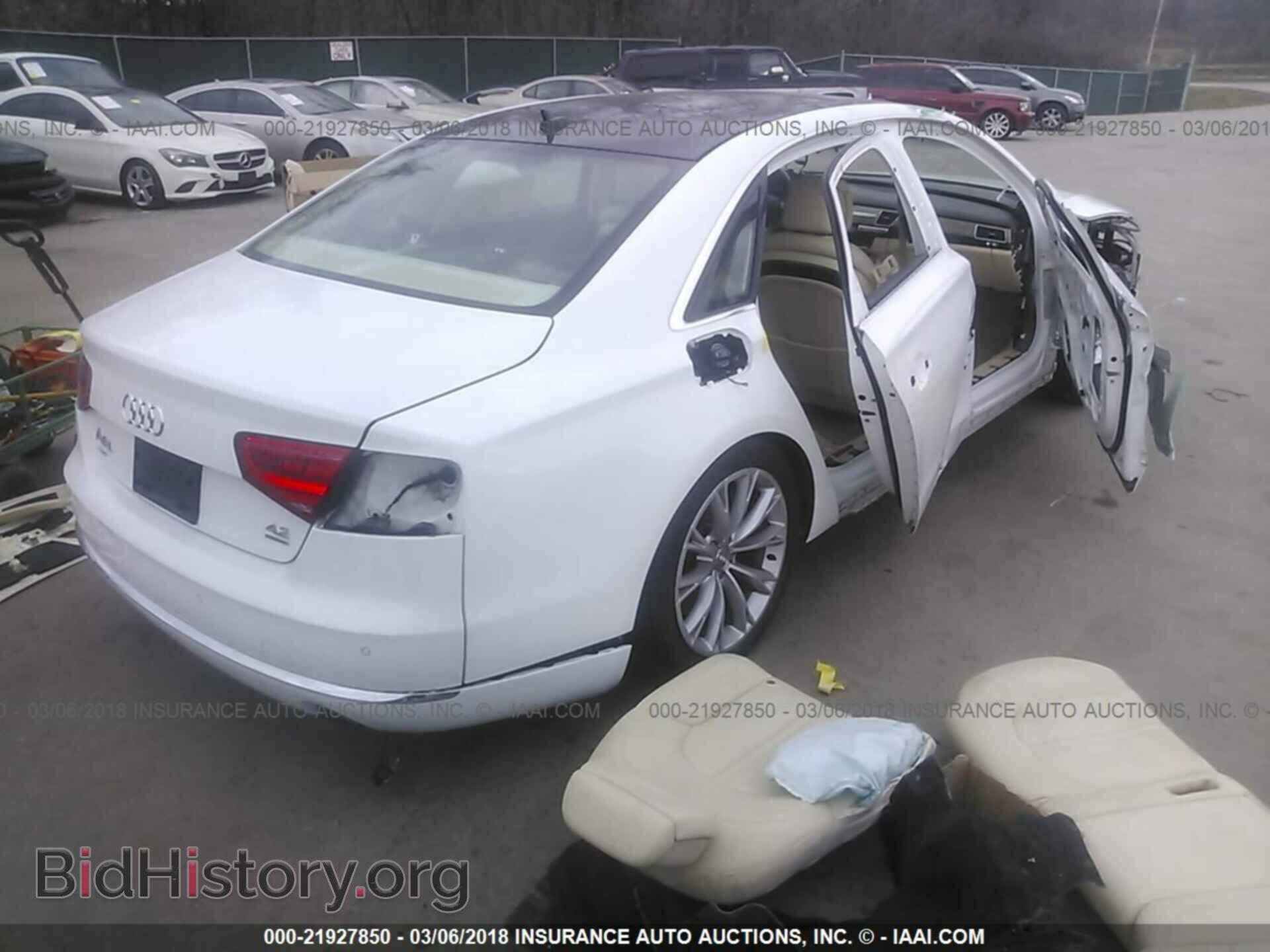2012 Audi A8 - VIN: WAURVAFD2CN006170 - Фото 4