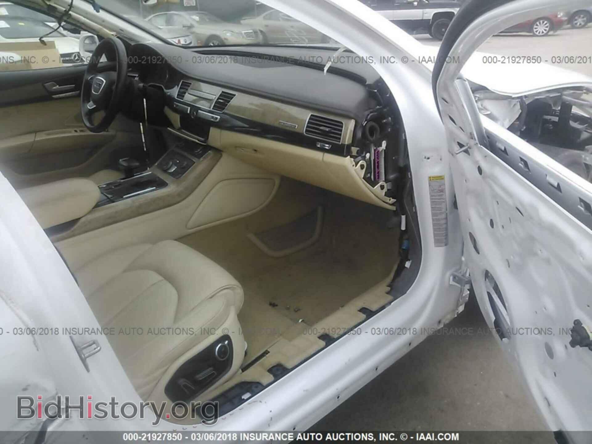 2012 Audi A8 - VIN: WAURVAFD2CN006170 - Фото 5