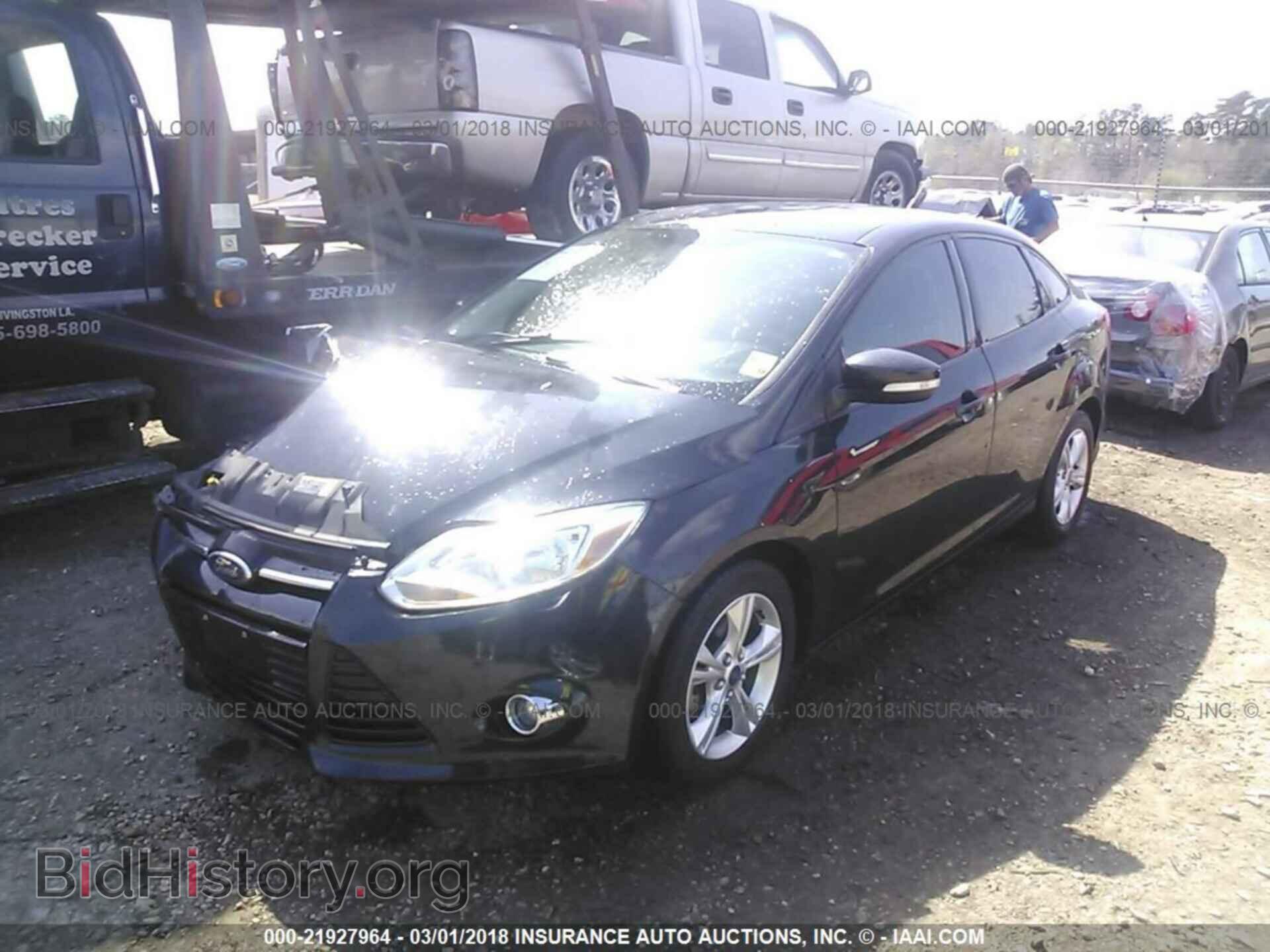 2012 Ford Focus - VIN: 1FAHP3F2XCL422956 - Фото 2