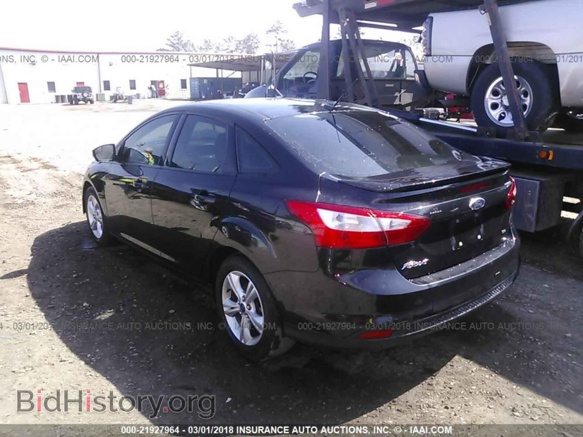 2012 Ford Focus - VIN: 1FAHP3F2XCL422956 - Фото 3