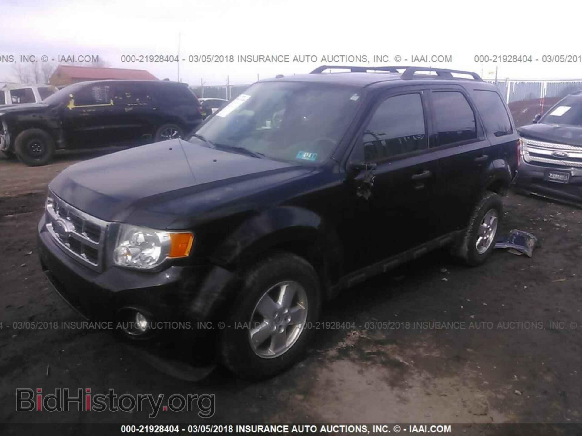 2012 Ford Escape - VIN: 1FMCU0D74CKA73966 - Photo 2