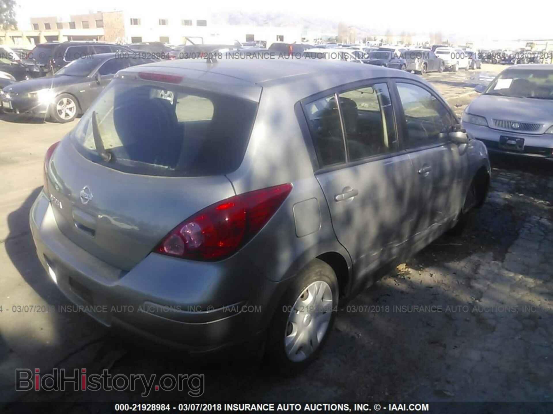2011 Nissan Versa - VIN: 3N1BC1CP3BL409441 - Фото 4