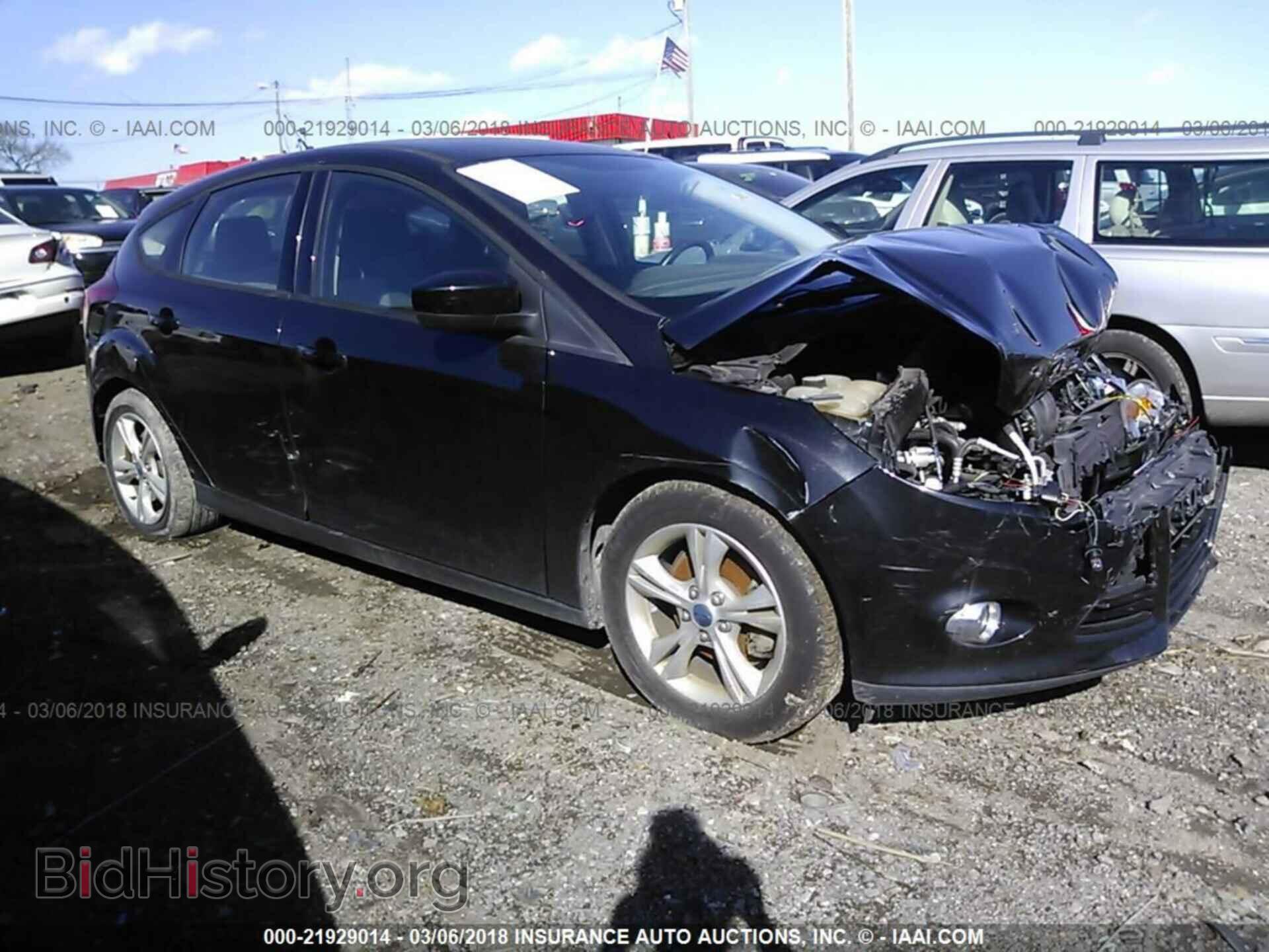 Photo 1FAHP3K21CL360451 - Ford Focus 2012
