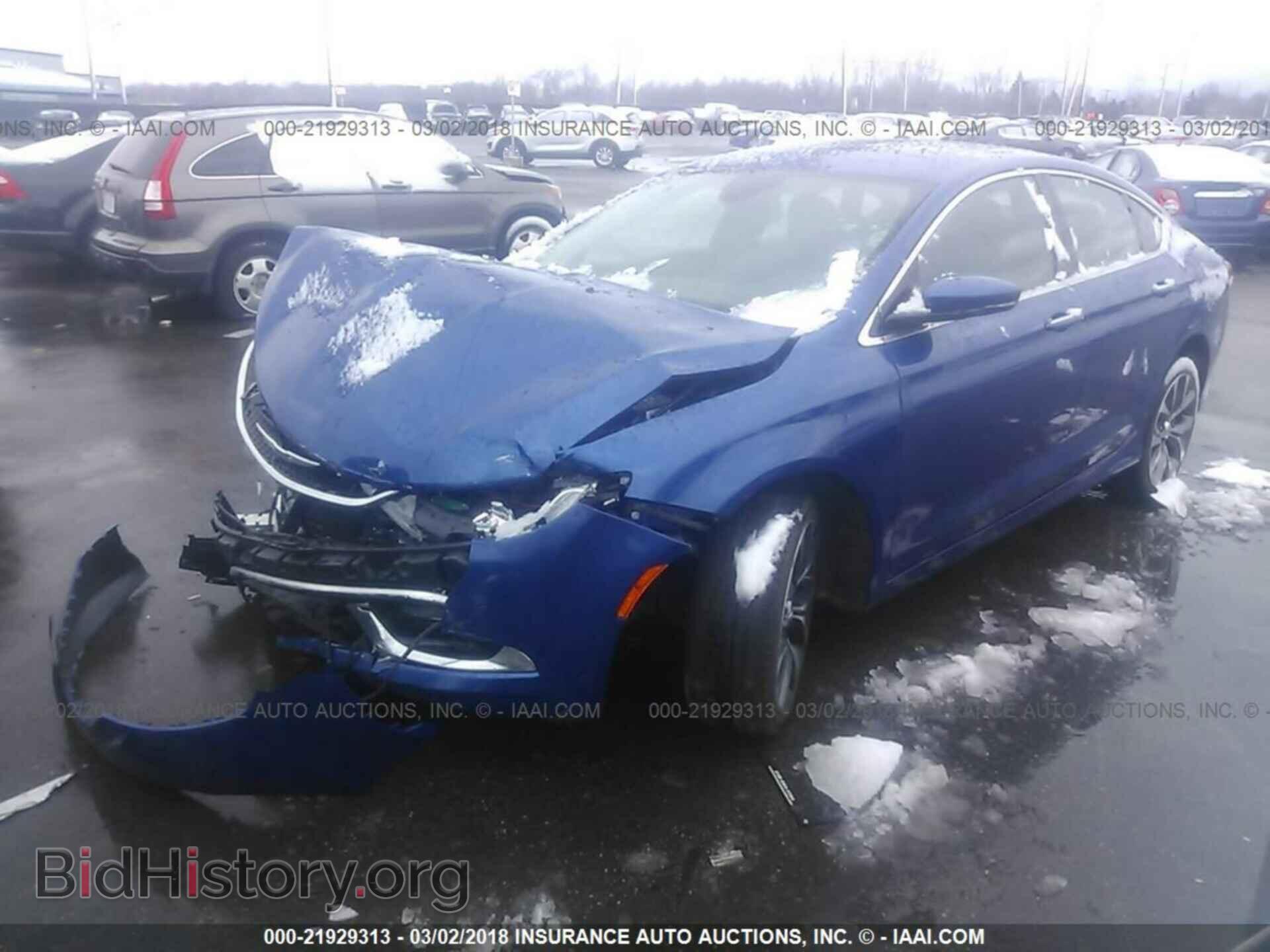 2016 Chrysler 200 - VIN: 1C3CCCCB4GN100736 - Photo 2