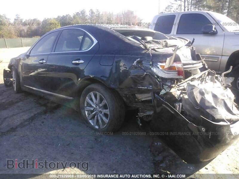 2011 Lexus LS (VIN JTHCL5EF1B5010944) — фото 3 из 10