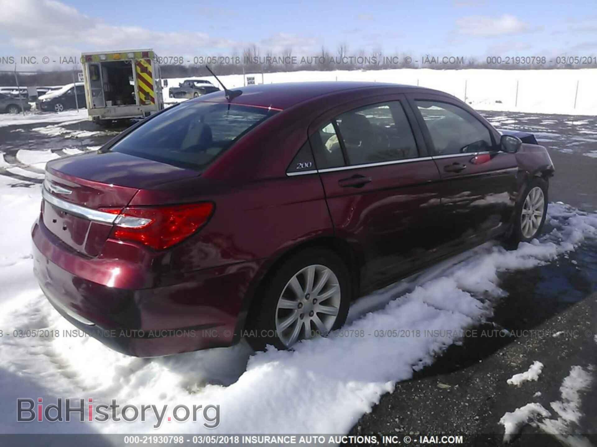 2012 Chrysler 200 - VIN: 1C3CCBBG3CN173971 - Photo 4