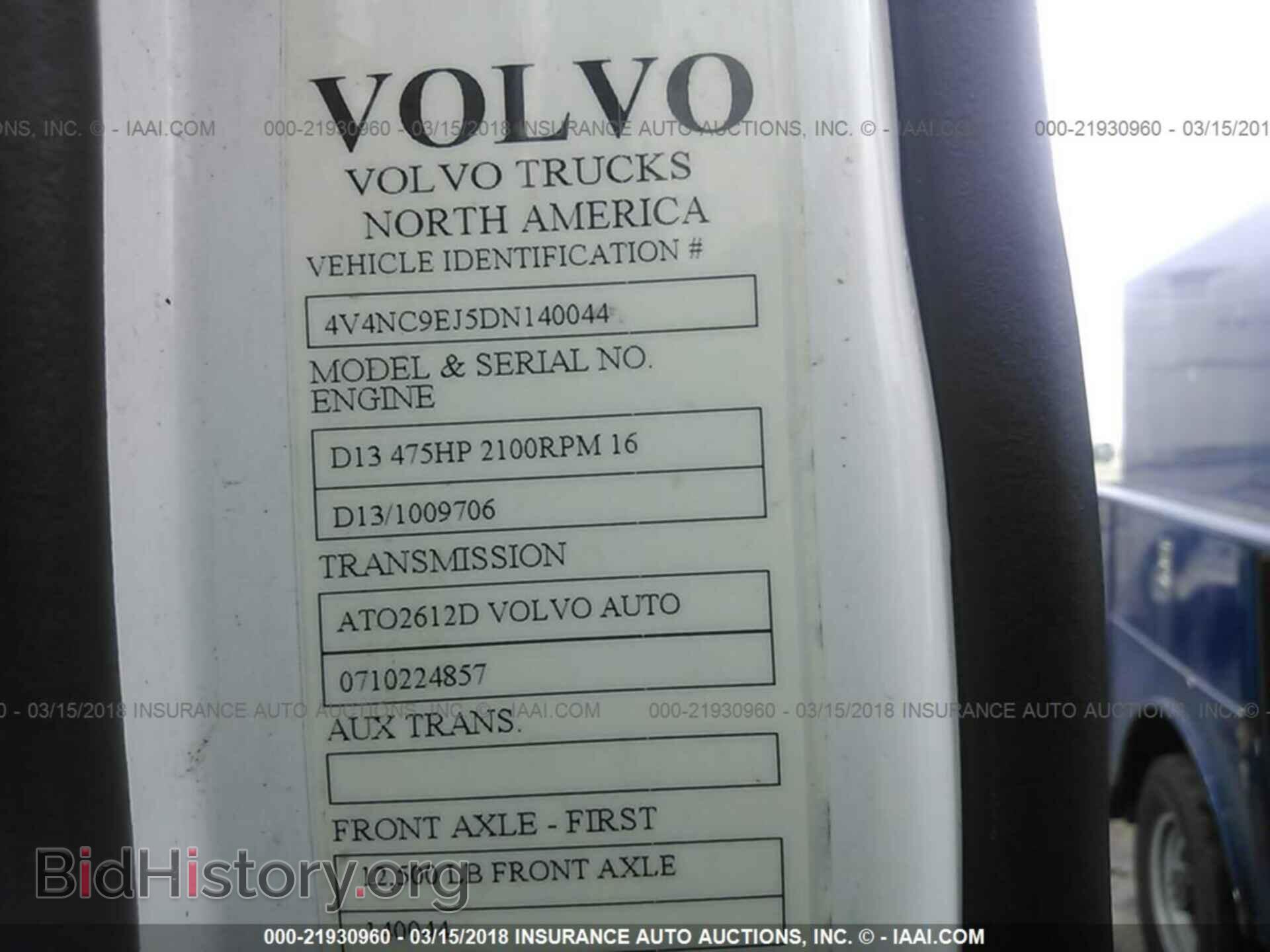 2013 Volvo Vnl - VIN: 4V4NC9EJ5DN140044 - Фото 10