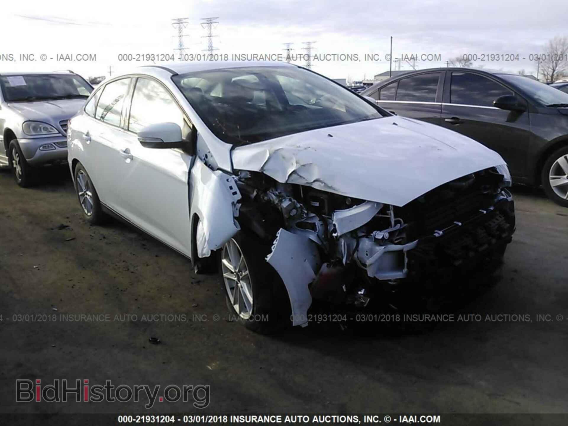 Photo 1FADP3F24HL346639 - Ford Focus 2017