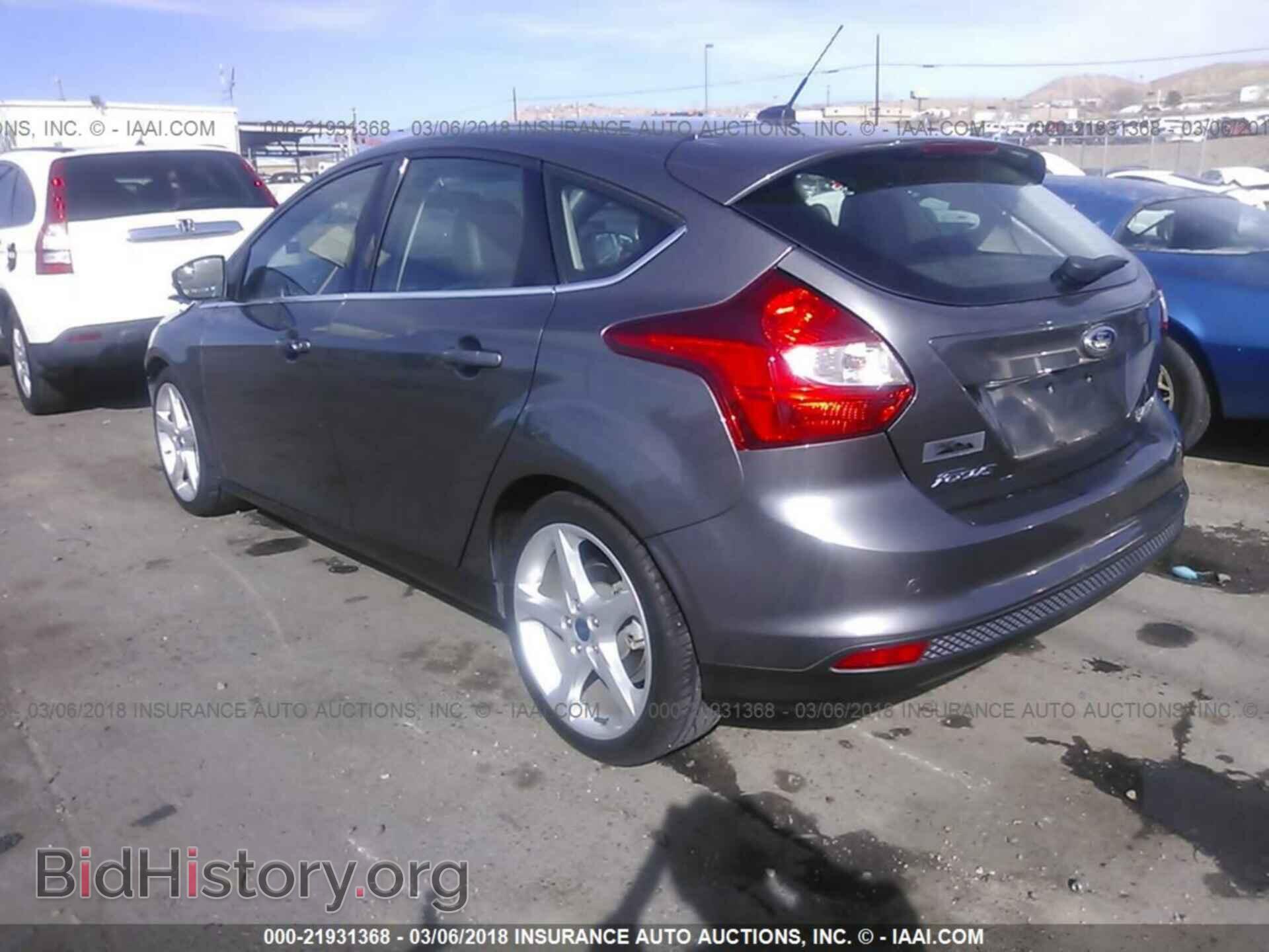 2013 Ford Focus - VIN: 1FADP3N25DL263636 - Photo 3