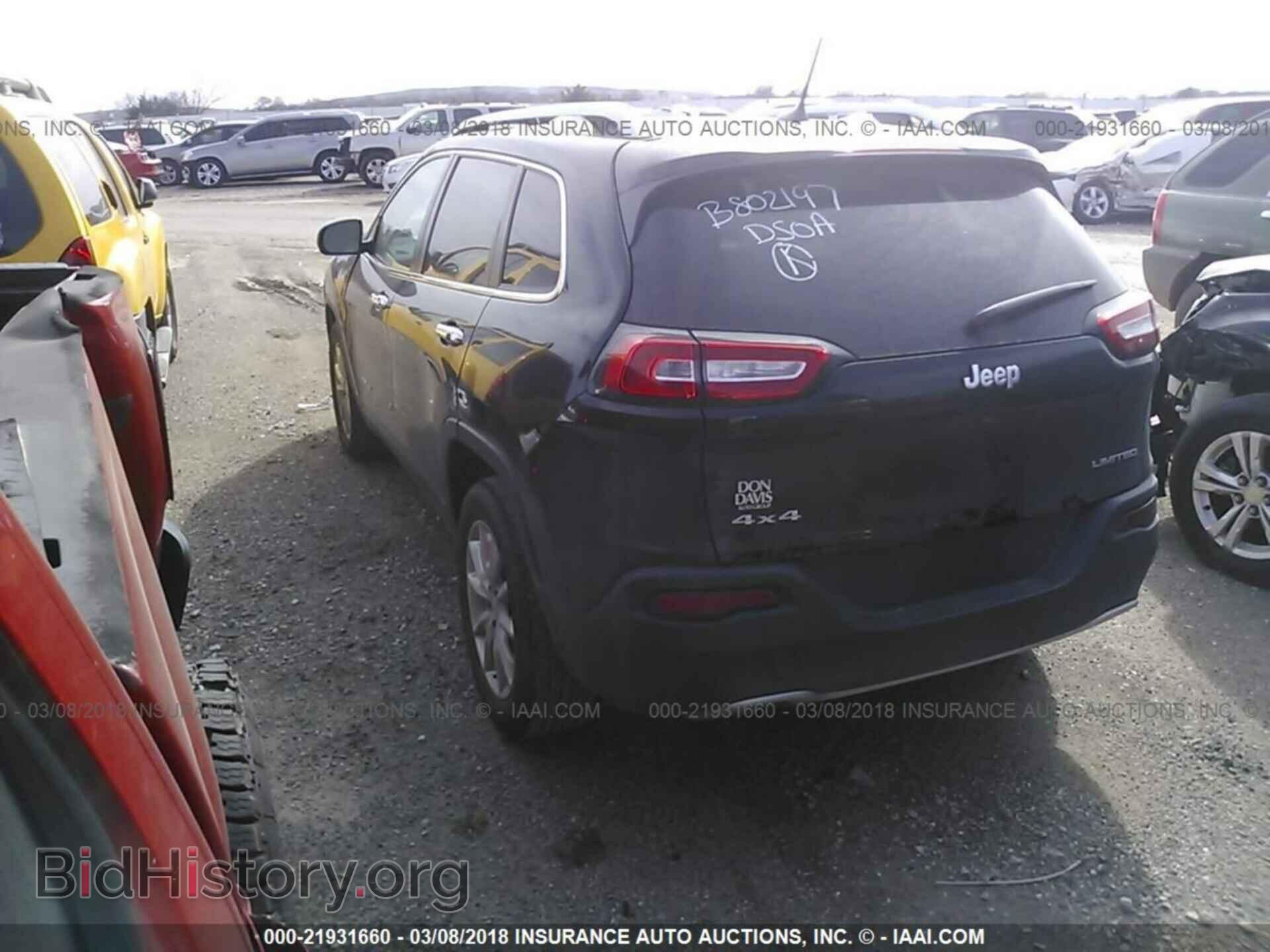 2017 Jeep Cherokee - VIN: 1C4PJMDB5HW511940 - Photo 3