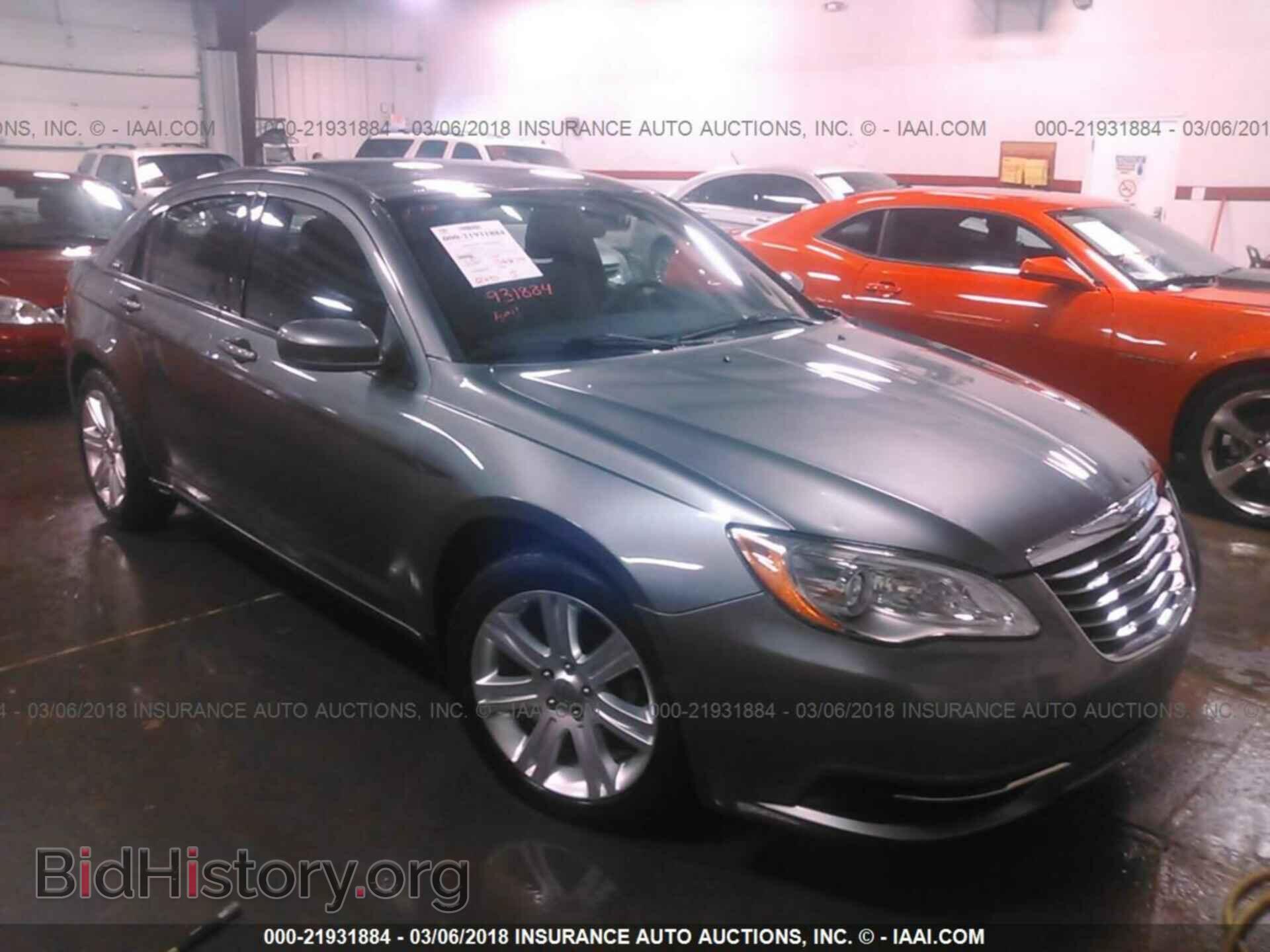 2013 Chrysler 200 - VIN: 1C3CCBAB9DN762286 - Photo 6