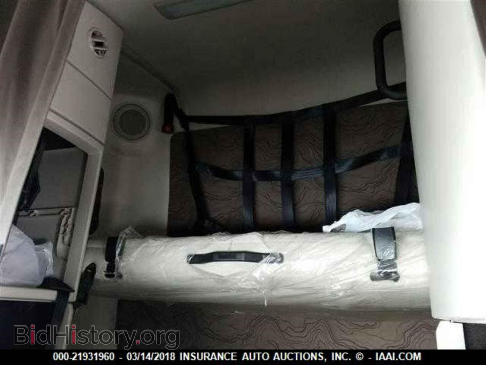 2014 Volvo Vnl - VIN: 4V4NC9EH4EN176631 - Фото 5
