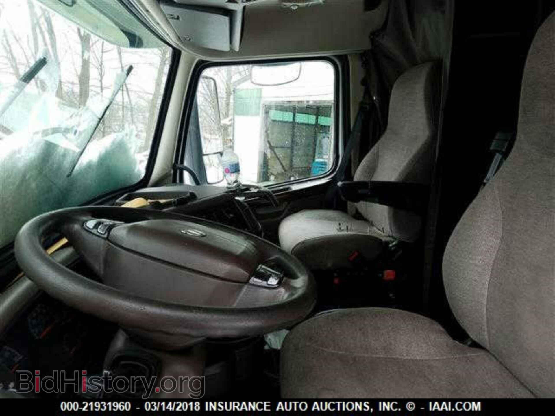 2014 Volvo Vnl - VIN: 4V4NC9EH4EN176631 - Фото 7