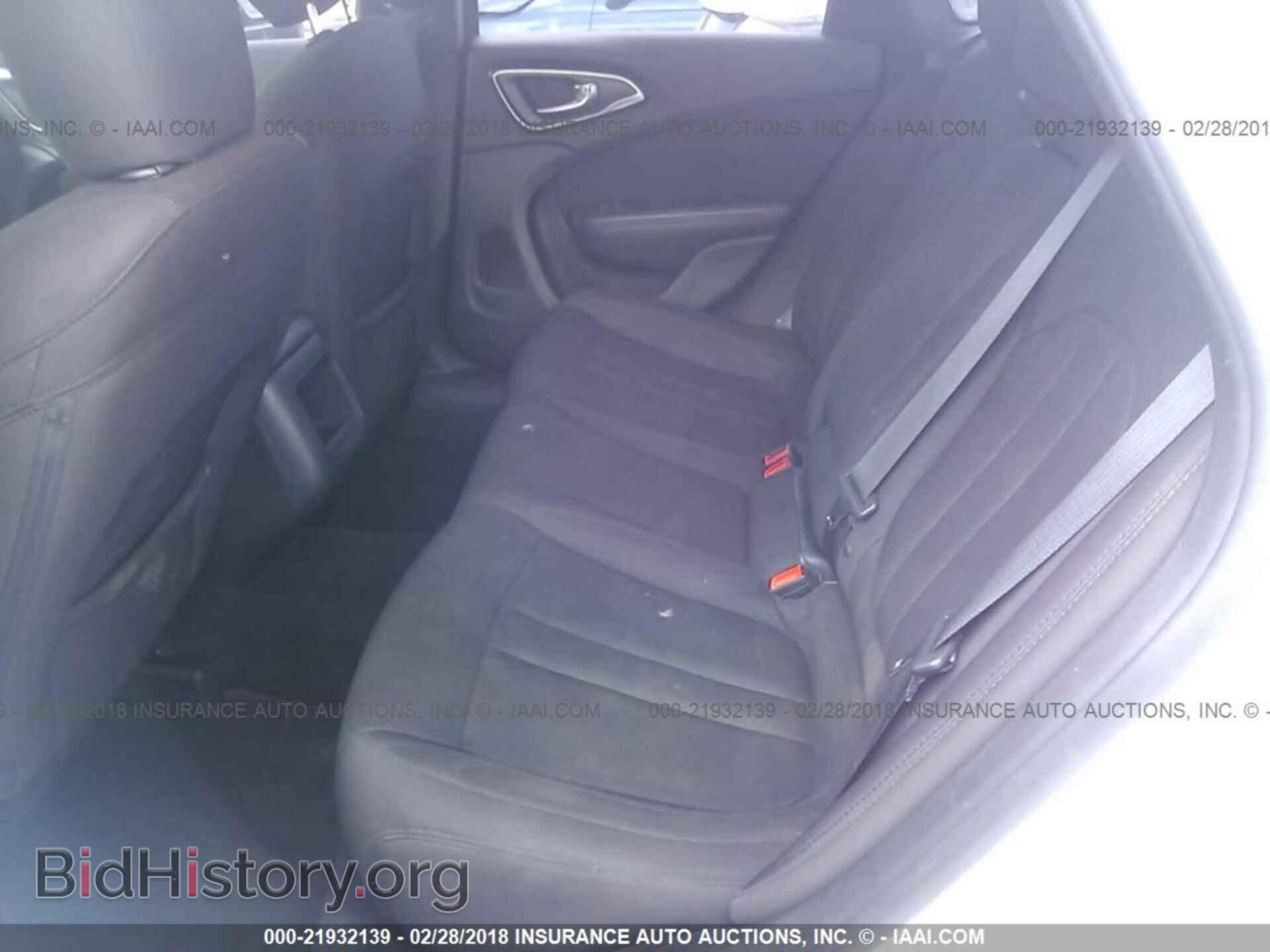 2015 Chrysler 200 - VIN: 1C3CCCAB4FN580116 - Photo 8