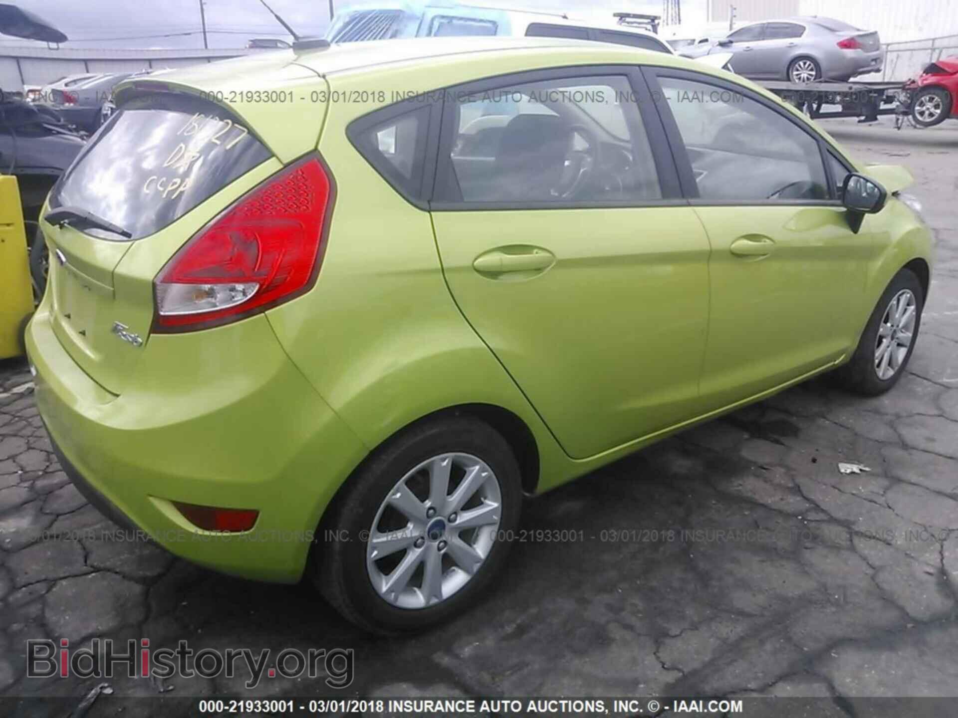 2012 Ford Fiesta - VIN: 3FADP4EJ7CM128703 - Photo 4