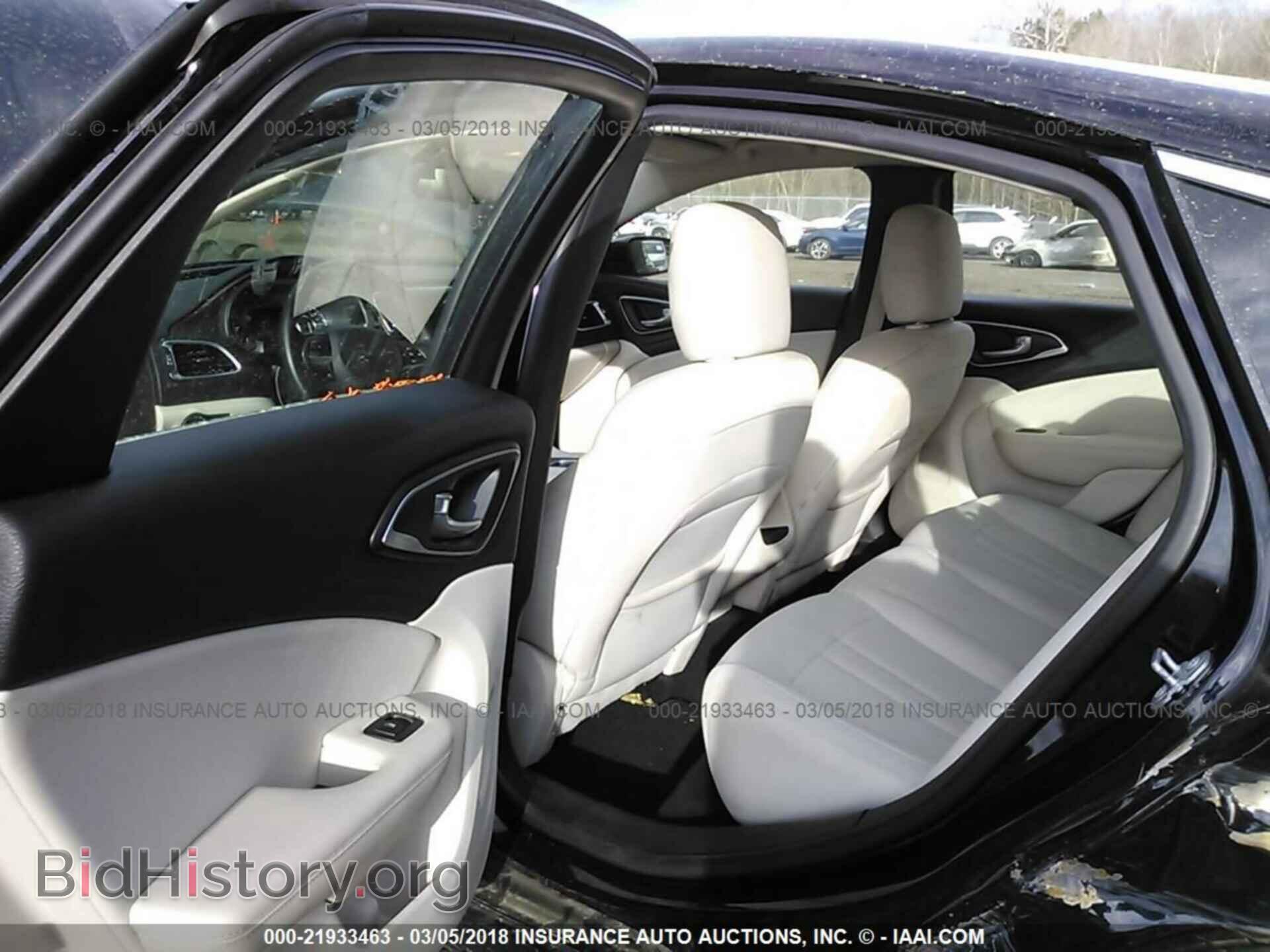 2015 Chrysler 200 - VIN: 1C3CCCAB3FN720446 - Photo 8