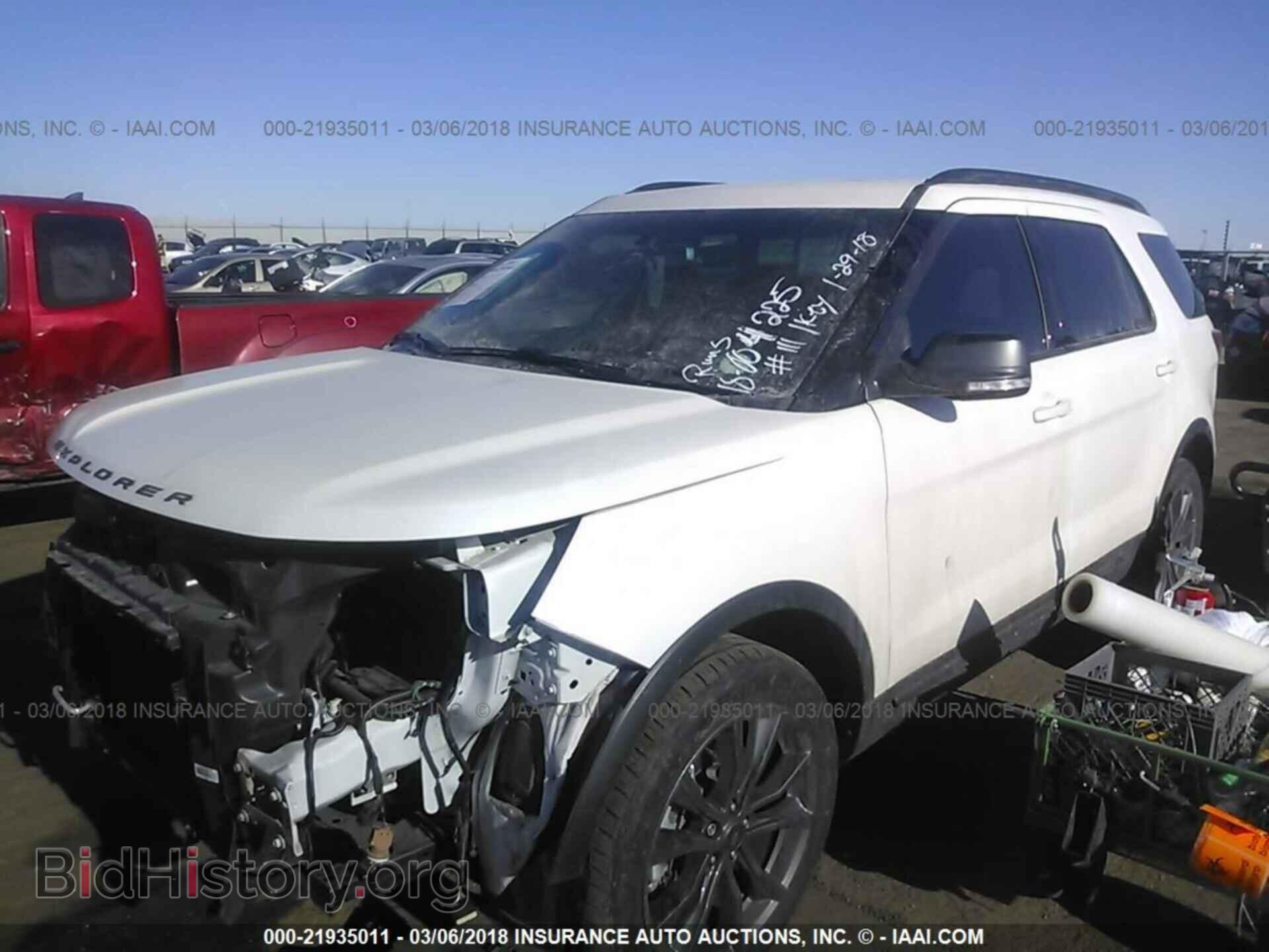 2017 Ford Explorer - VIN: 1FM5K8D80HGA75648 - Photo 2