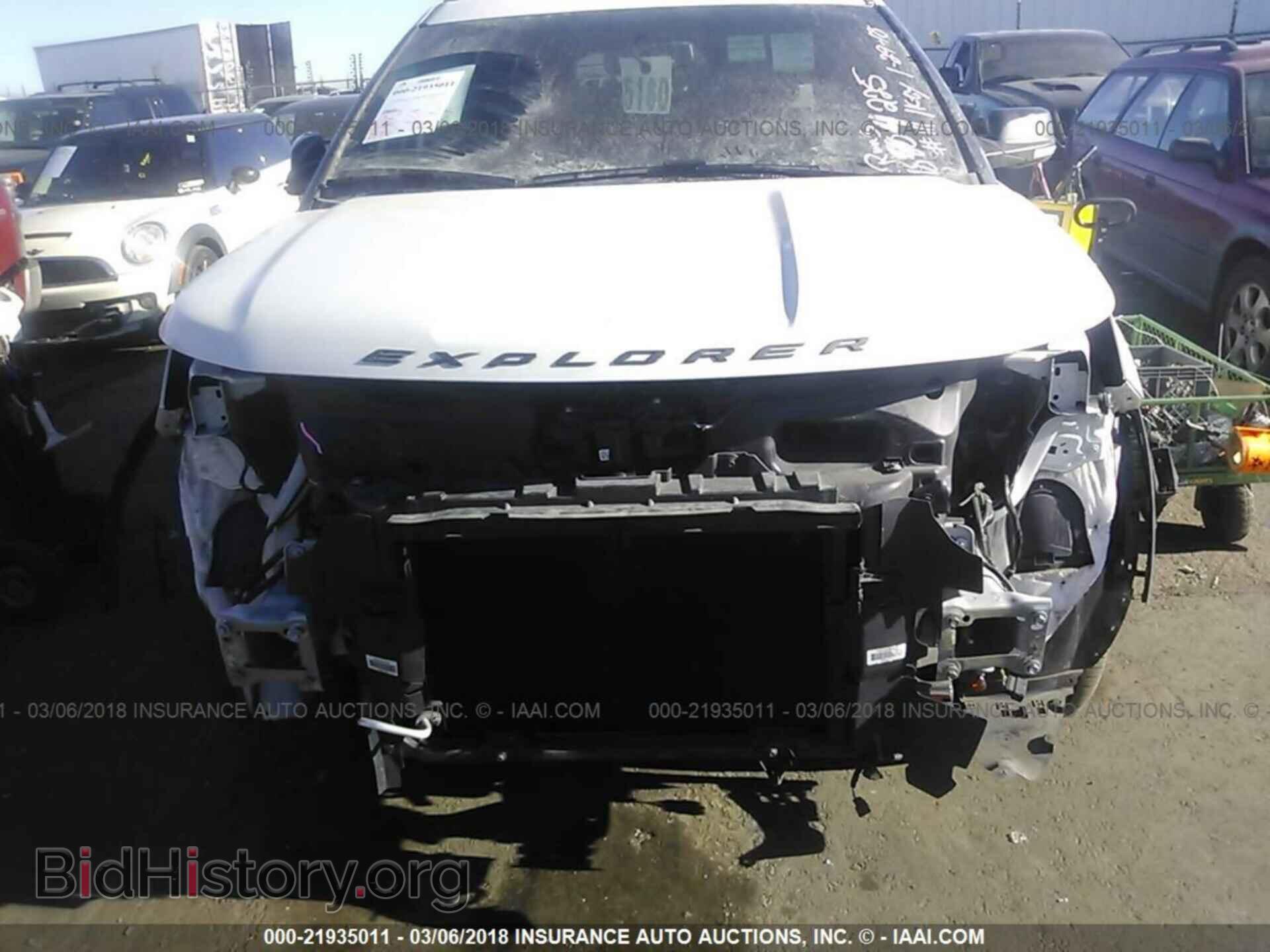 2017 Ford Explorer - VIN: 1FM5K8D80HGA75648 - Photo 6