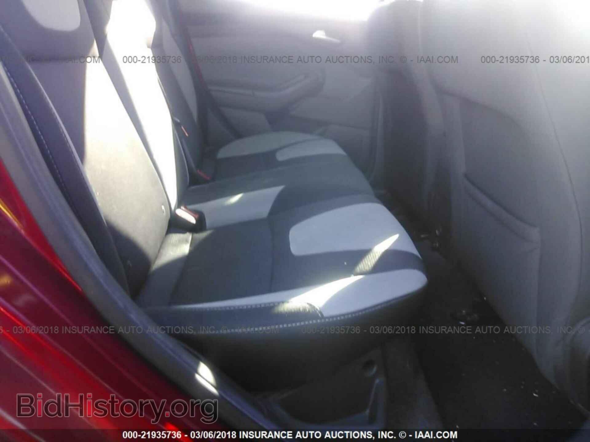 2012 Ford Focus - VIN: 1FAHP3K29CL279410 - Photo 8