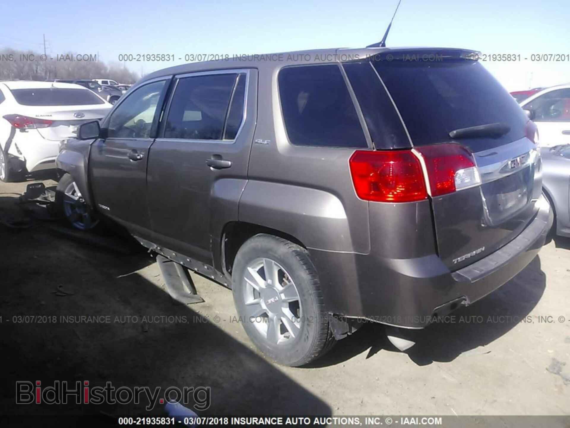 2011 Gmc Terrain - VIN: 2CTALMEC9B6243875 - Photo 3