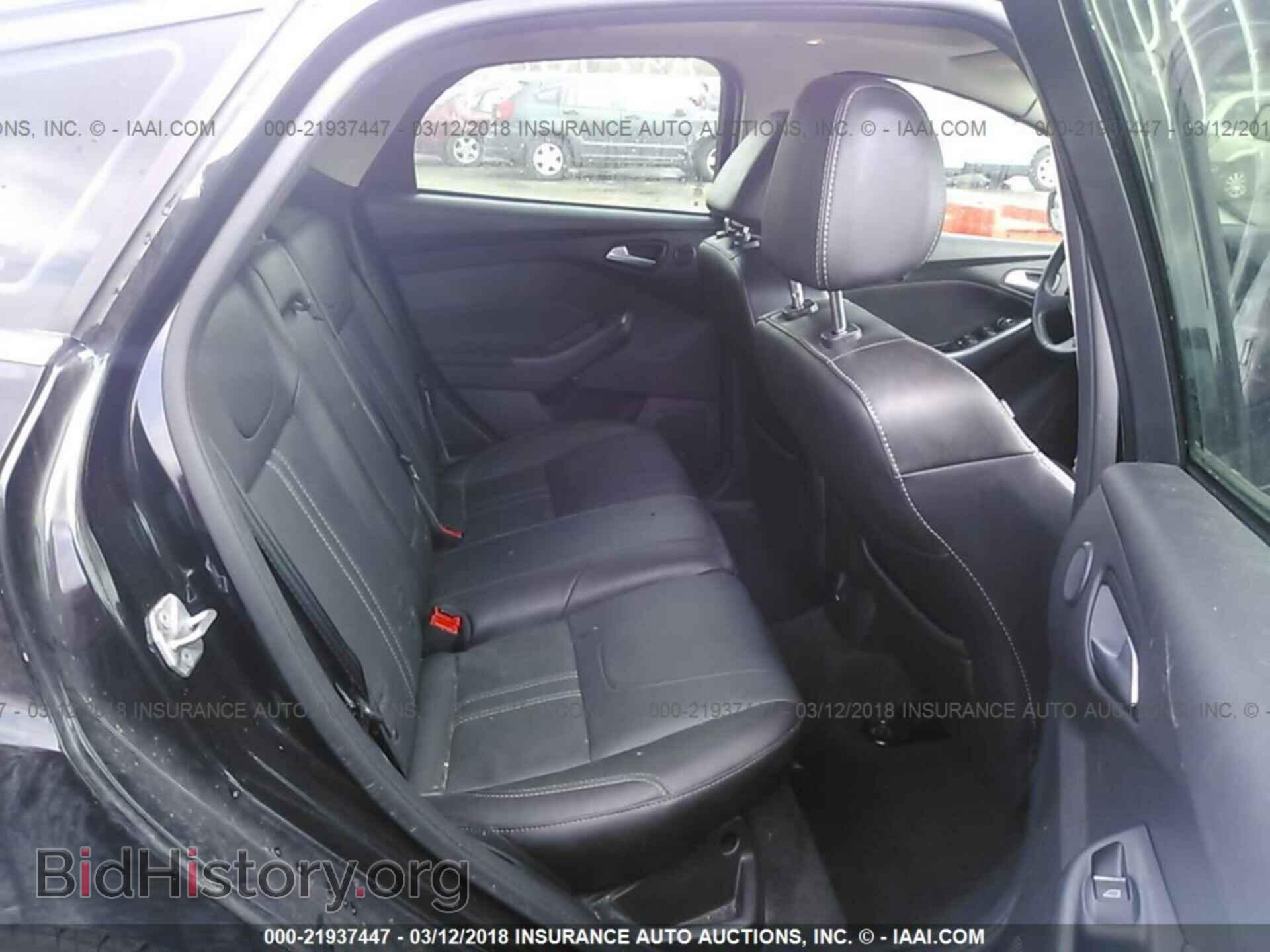 2014 Ford Focus - VIN: 1FADP3N21EL127828 - Photo 8