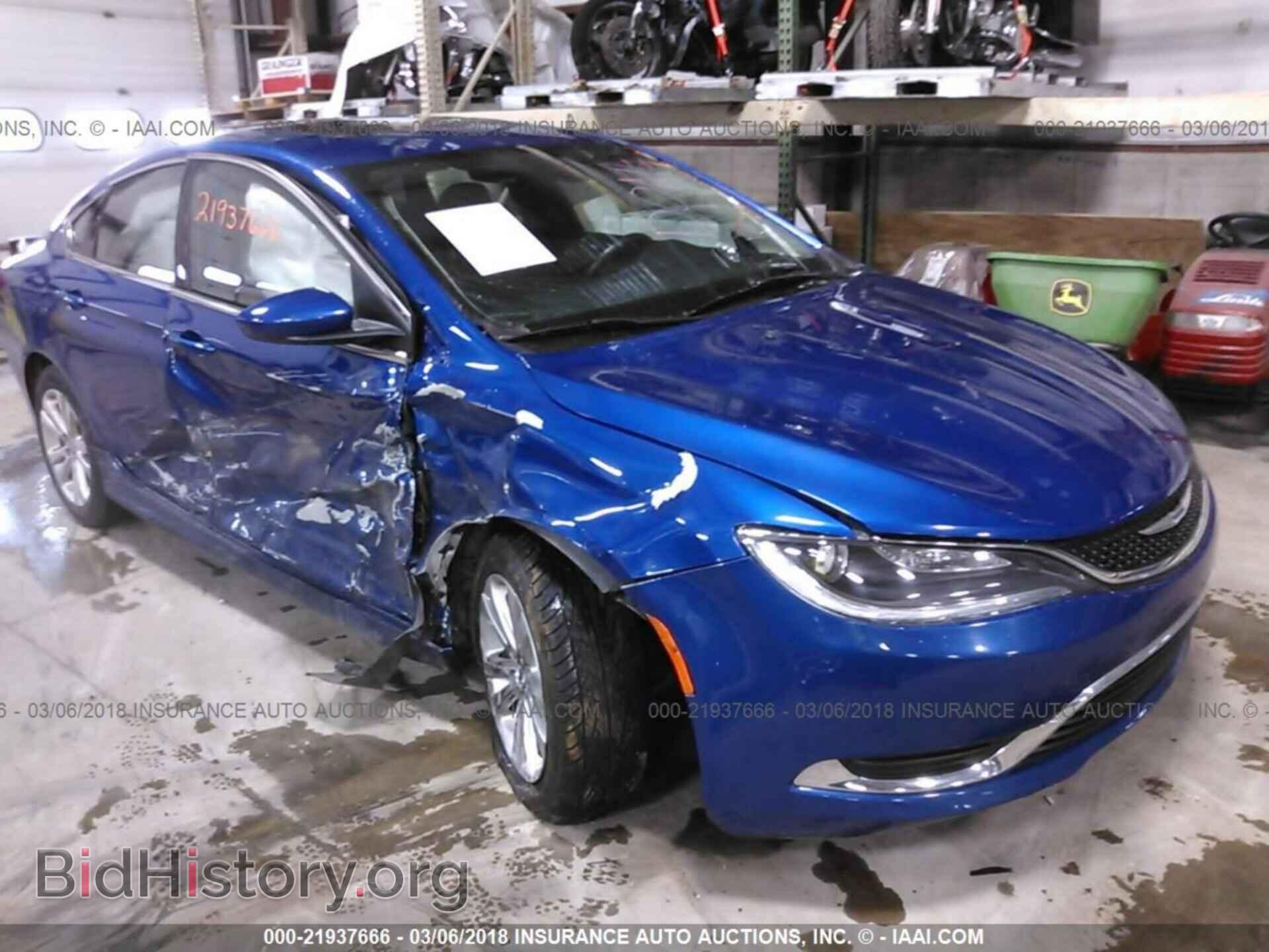 Photo 1C3CCCAB2FN679226 - Chrysler 200 2015