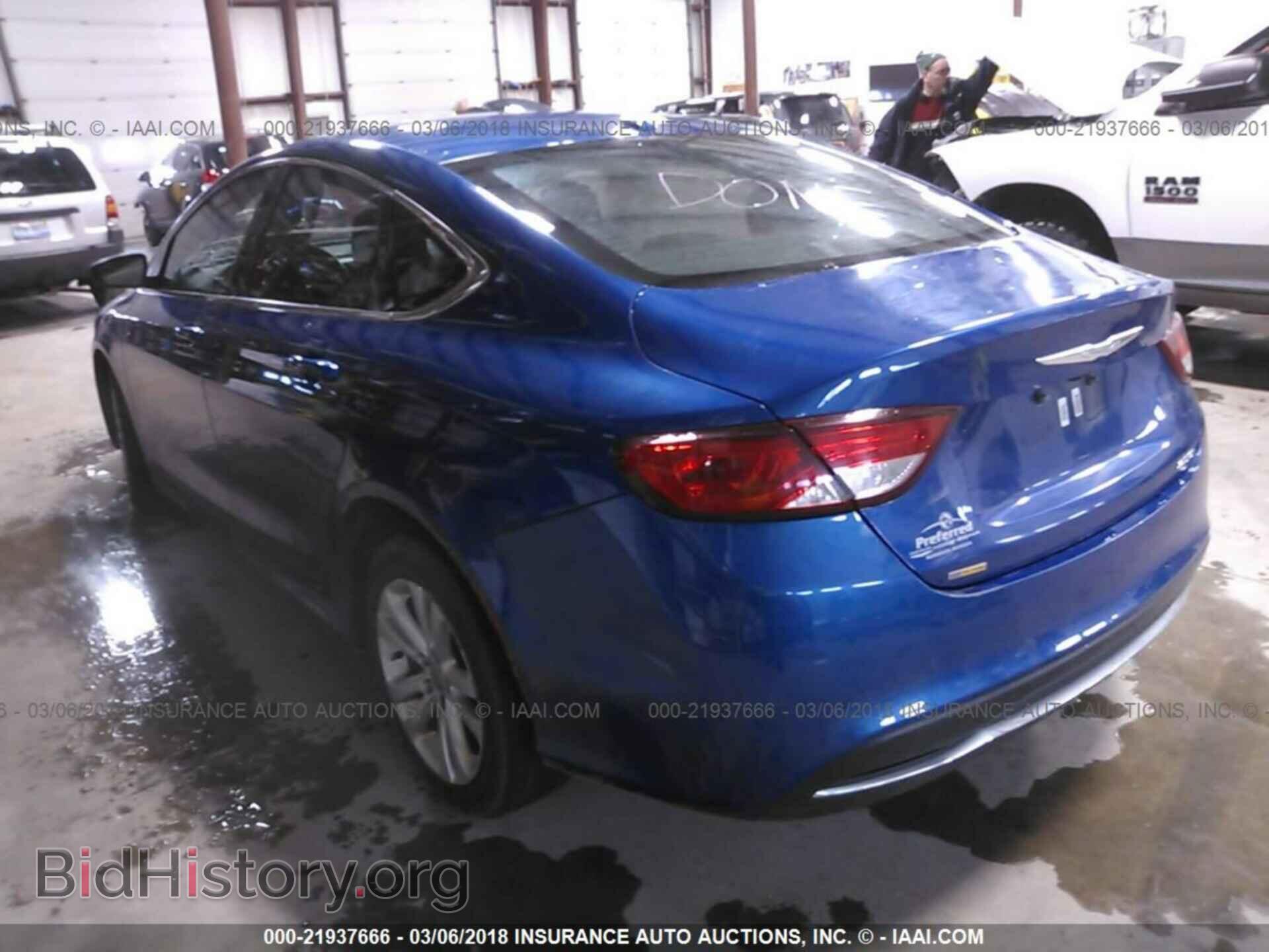 2015 Chrysler 200 - VIN: 1C3CCCAB2FN679226 - Photo 3